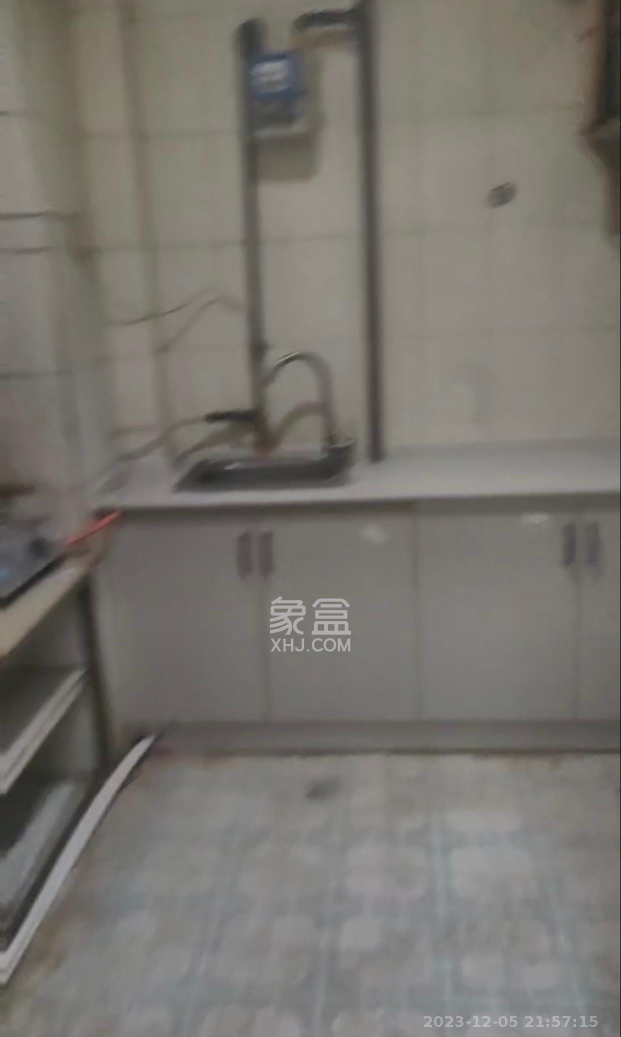 消防总队宿舍  3室1厅1卫   2400.00元/月室内图