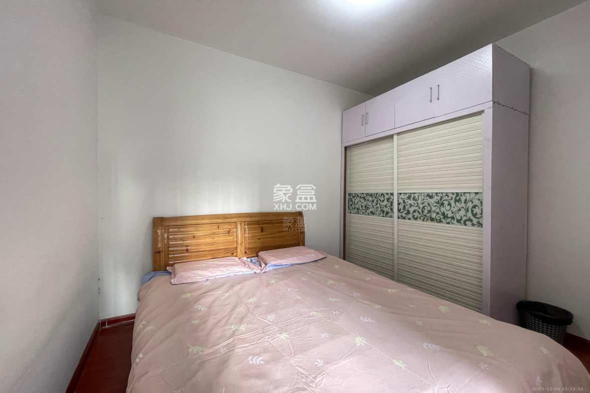 美的城三期 3室2厅1卫 2500.00元/月 美的城三期 3室2厅1卫 2500.00元/月室内图