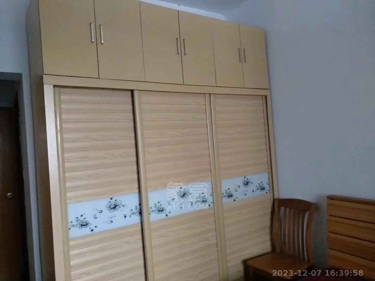 株洲师专  3室2厅1卫   1300.00元/月室内图