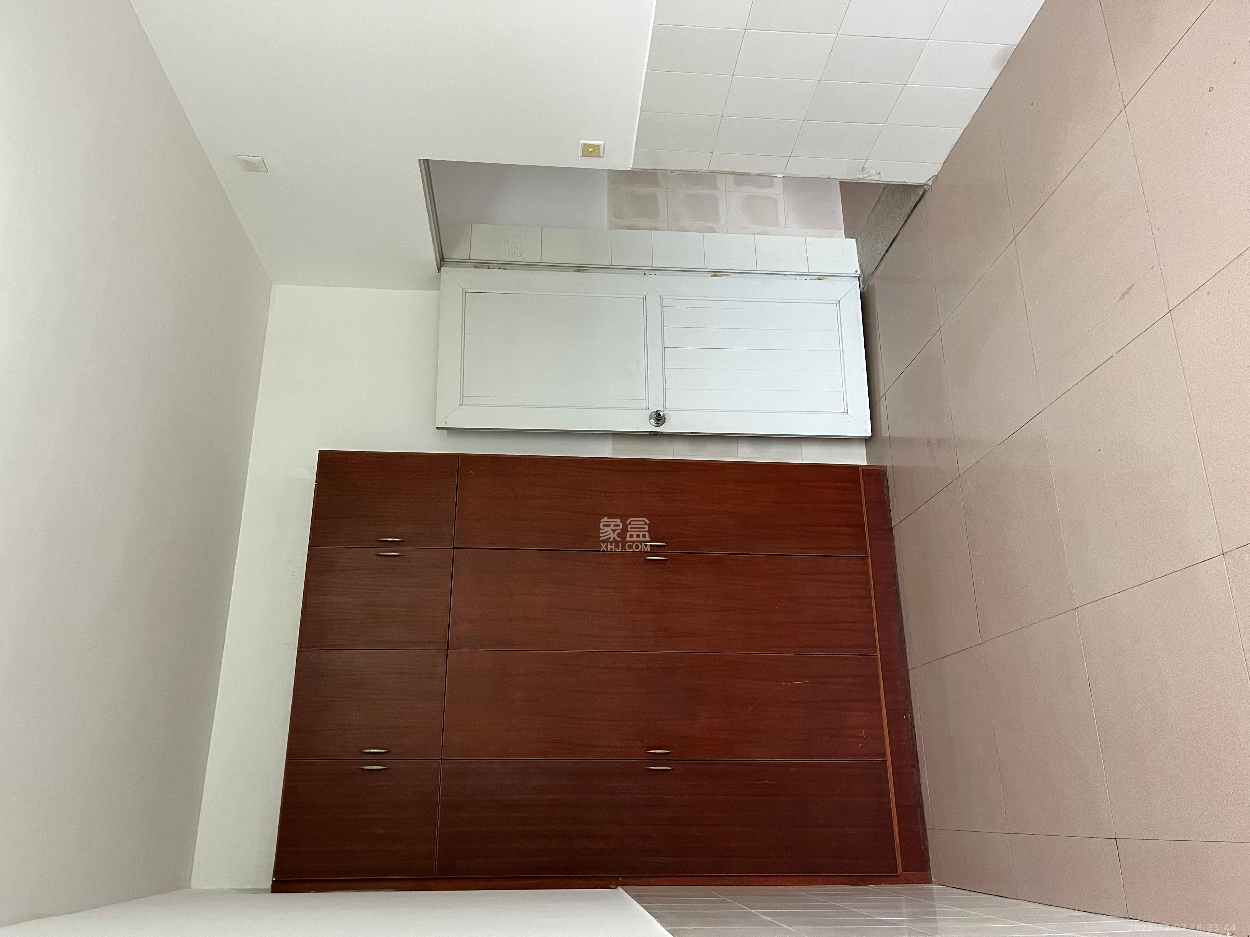 建新安置小区  1室1厅1卫    1200.0元/月室内图
