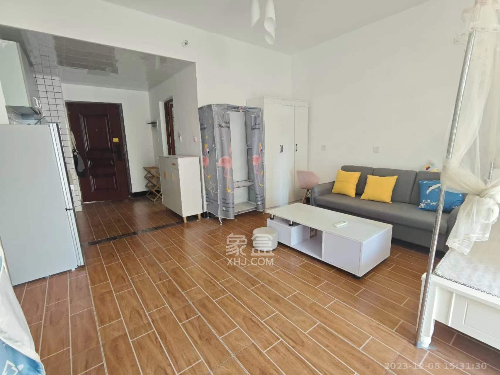 钱隆世家  1室1厅1卫    1400.0元/月室内图