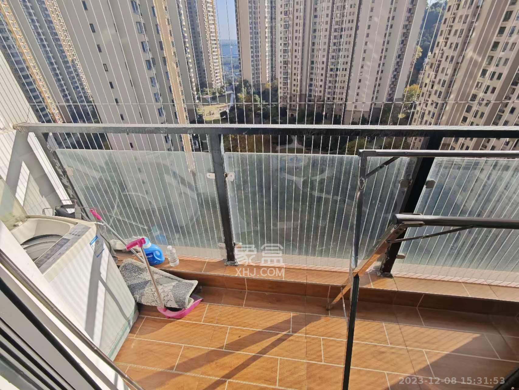 钱隆世家  1室1厅1卫    1400.0元/月室内图