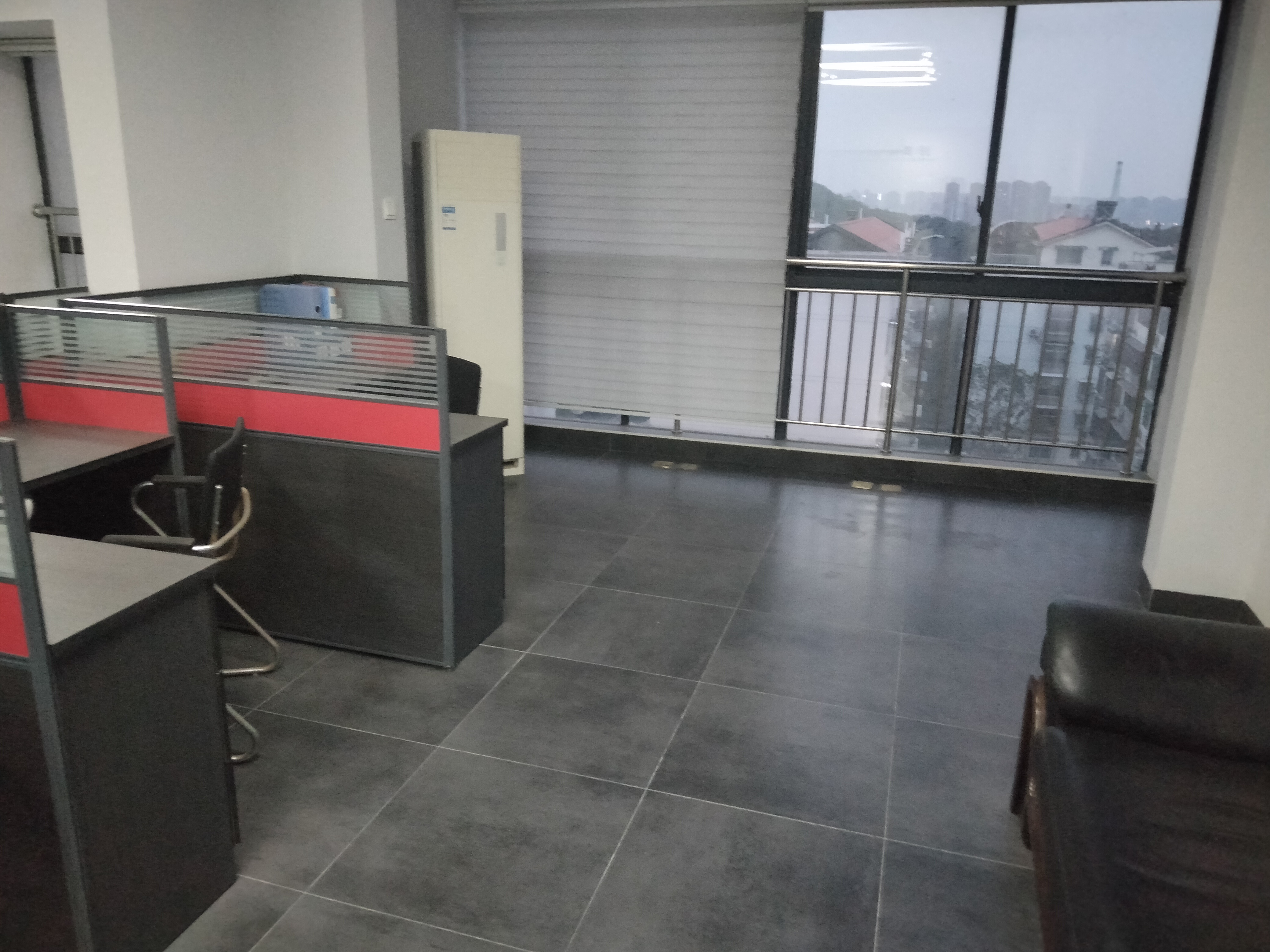 汇通国际 3室2厅2卫 65.0万 汇通国际 3室2厅2卫 65.0万室内图