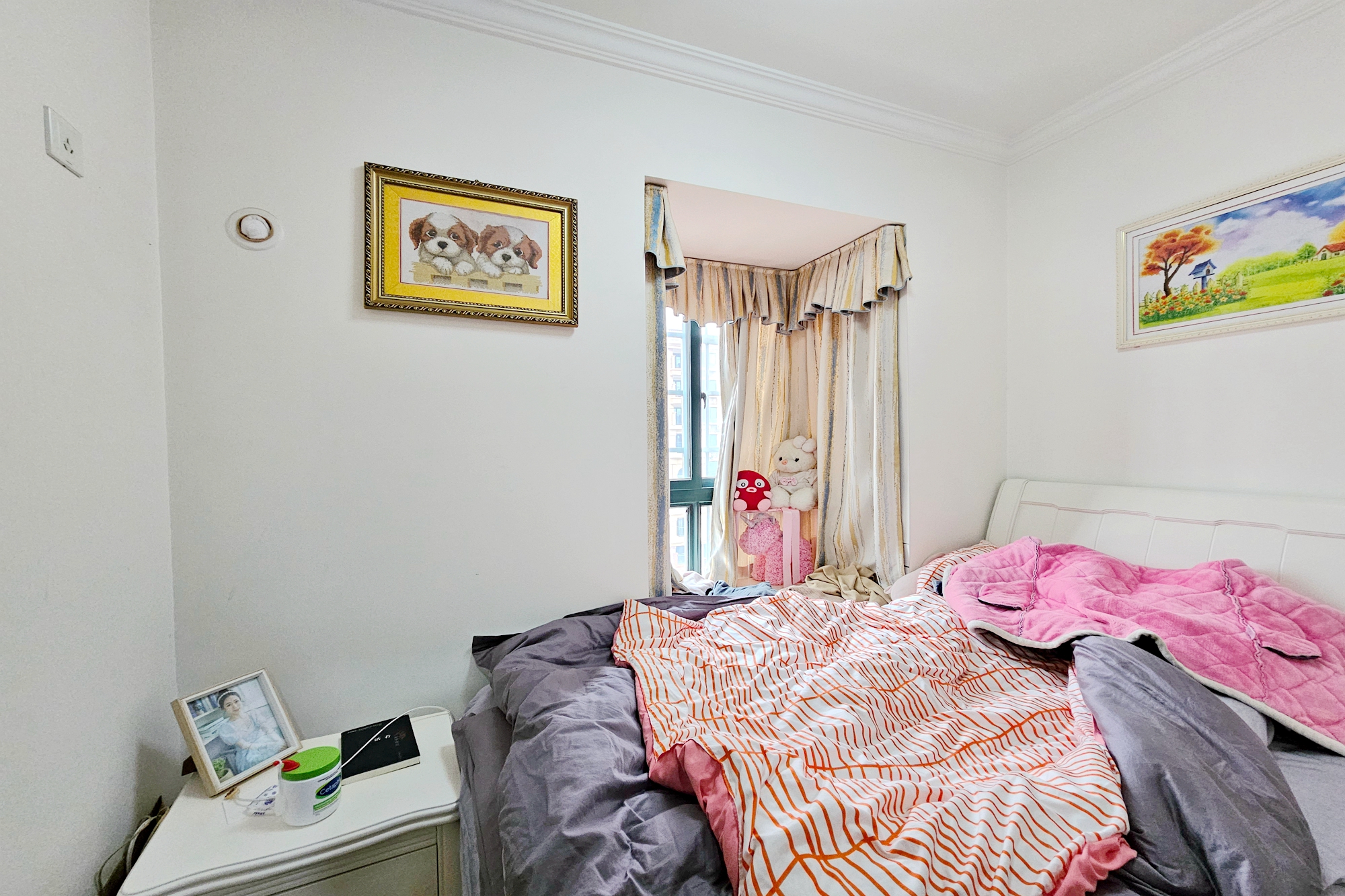 东玺门  3室2厅1卫    86.0万 东玺门  3室2厅1卫    86.0万卧室