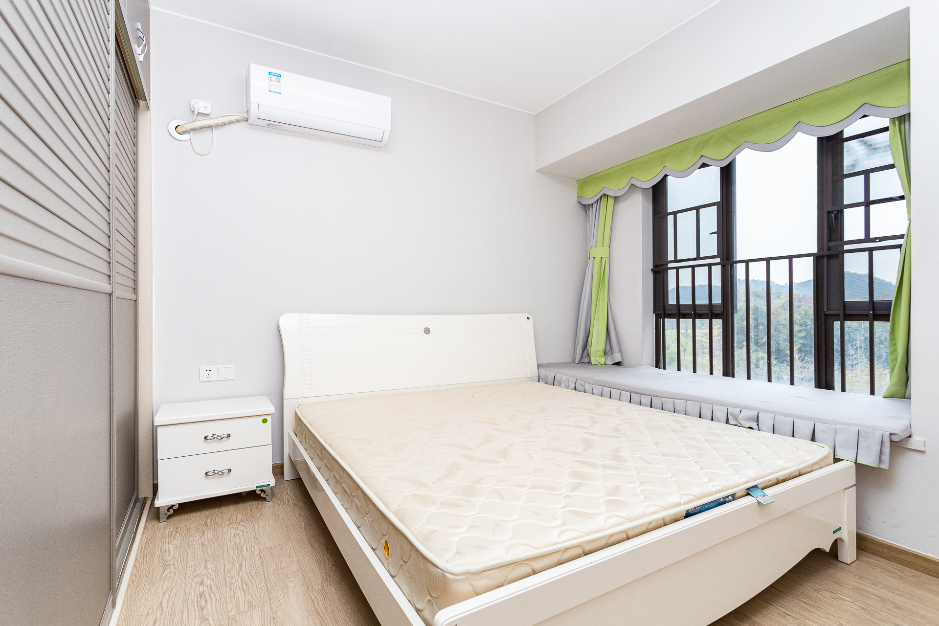 时代倾城二期 2室2厅1卫 79.0万 时代倾城二期 2室2厅1卫 79.0万卧室