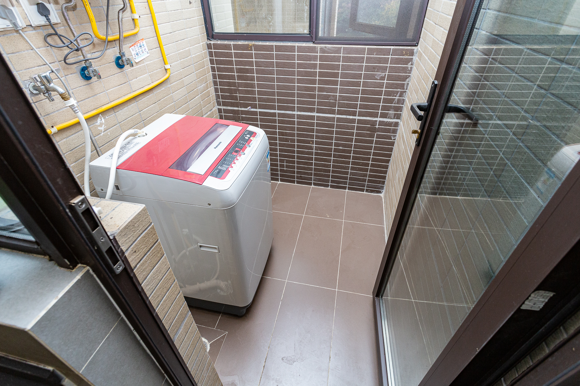 时代倾城二期 2室2厅1卫 79.0万 时代倾城二期 2室2厅1卫 79.0万阳台