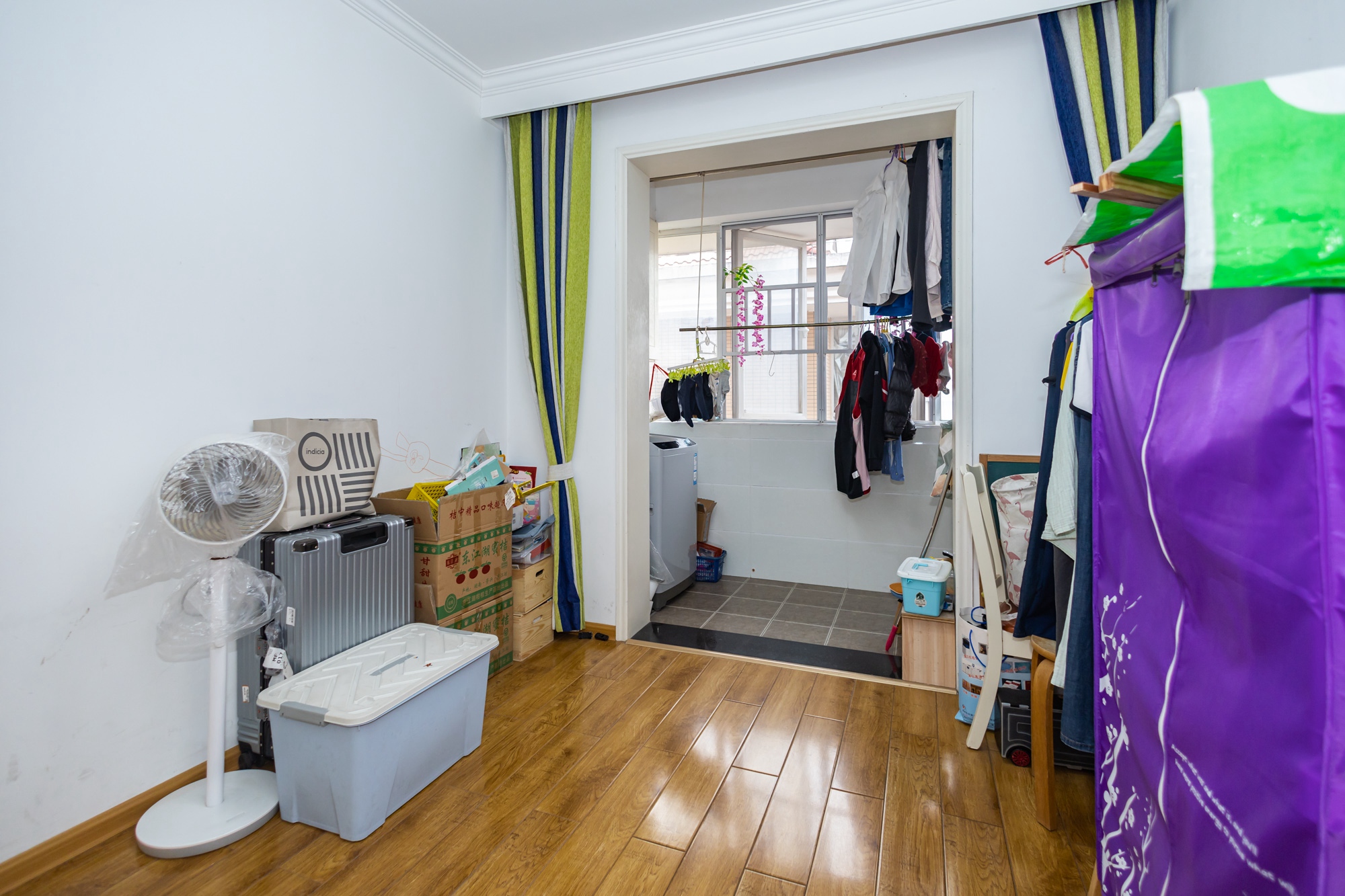 恒广国际景园一二区  3室2厅2卫    100.0万 恒广国际景园一二区  3室2厅2卫    100.0万卧室