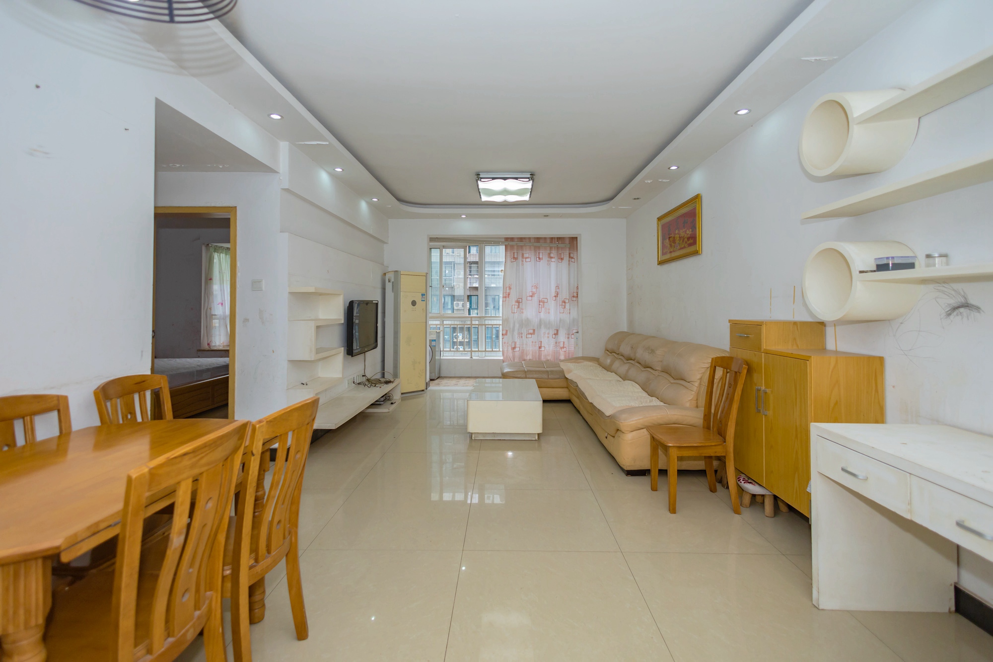 时代星城 2室2厅1卫 65.99万 时代星城 2室2厅1卫 65.99万客厅