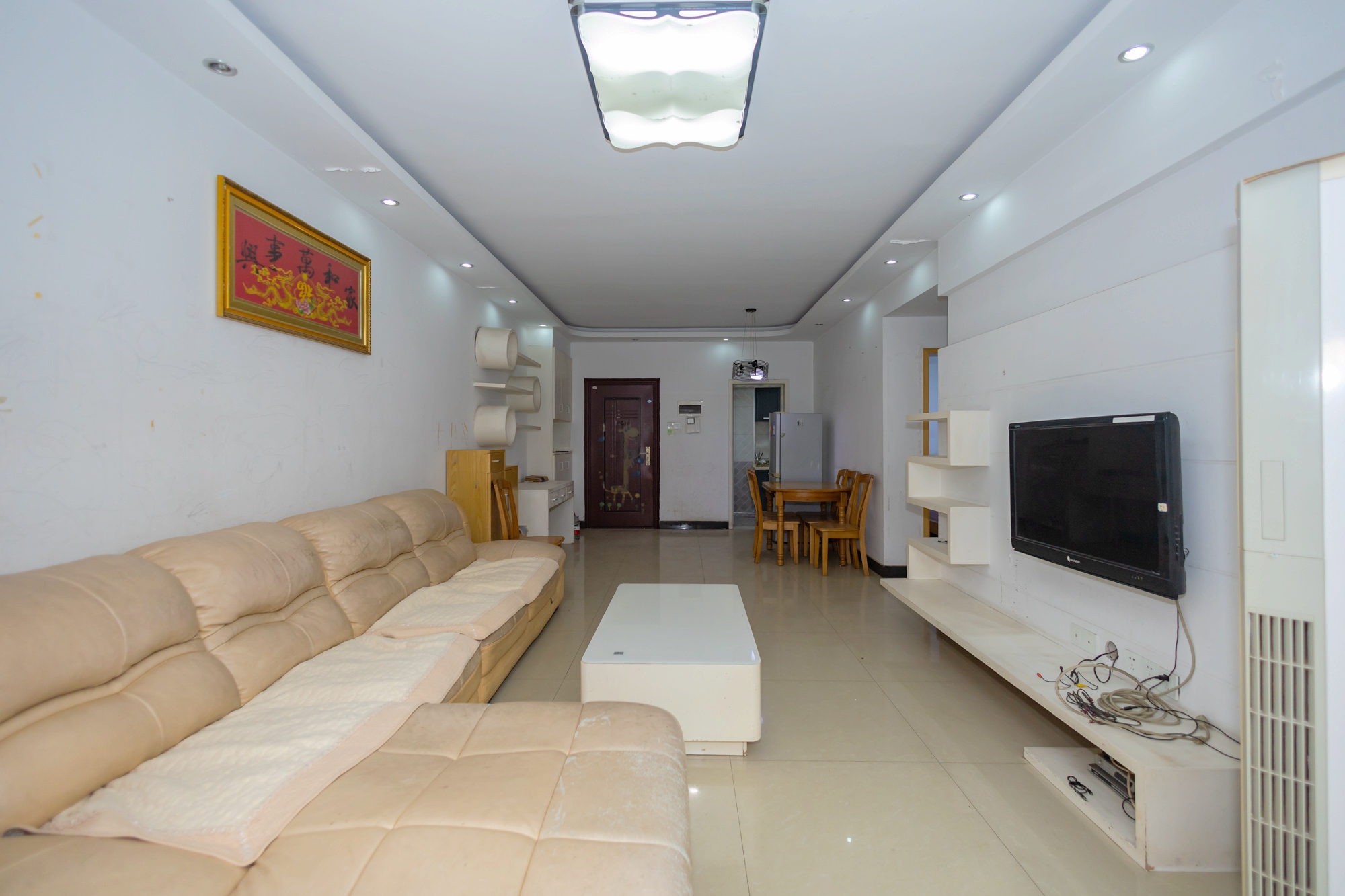 时代星城 2室2厅1卫 65.99万 时代星城 2室2厅1卫 65.99万客厅