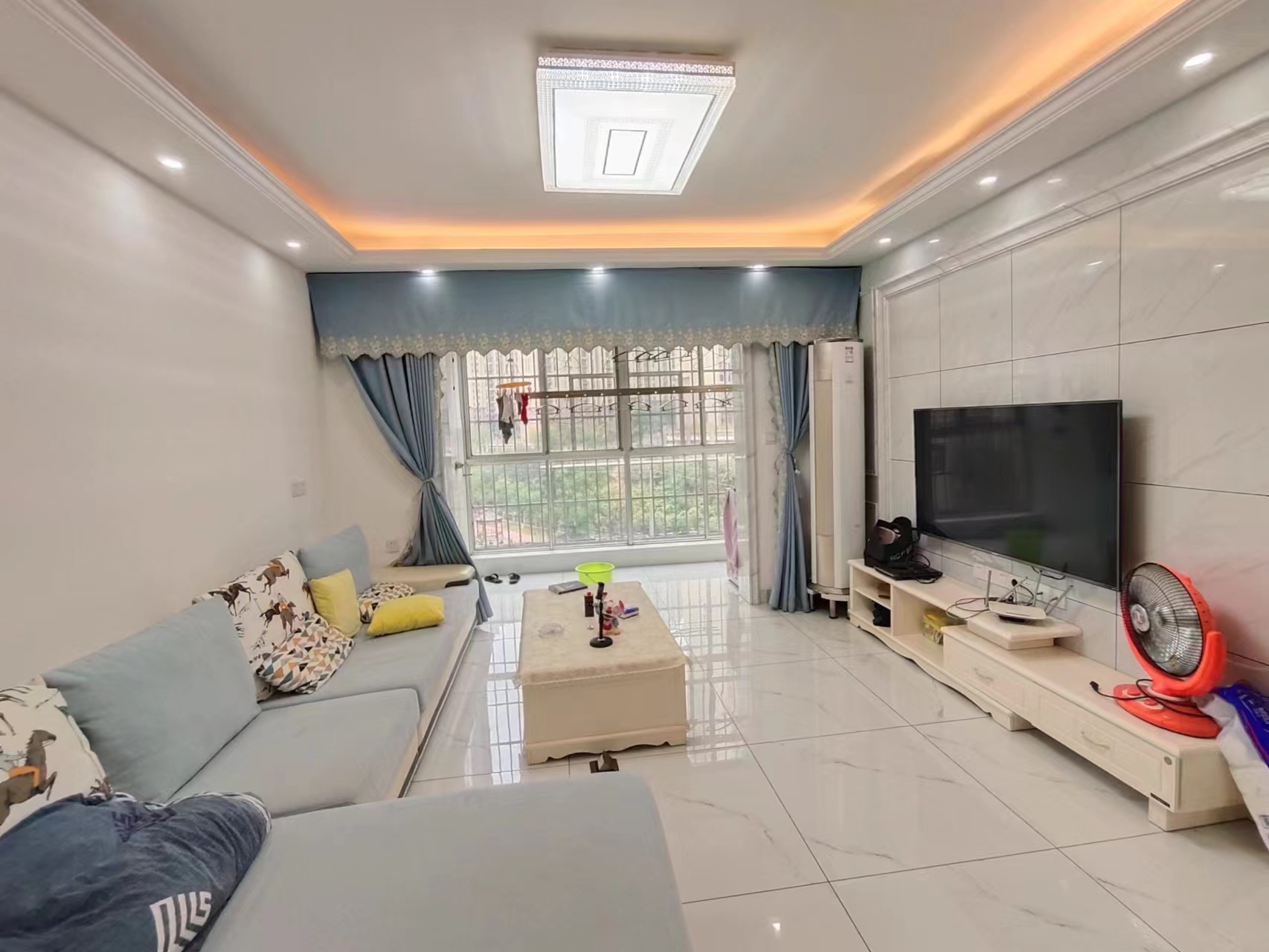 香博堡 3室2厅2卫 54.8万 香博堡 3室2厅2卫 54.8万室内图