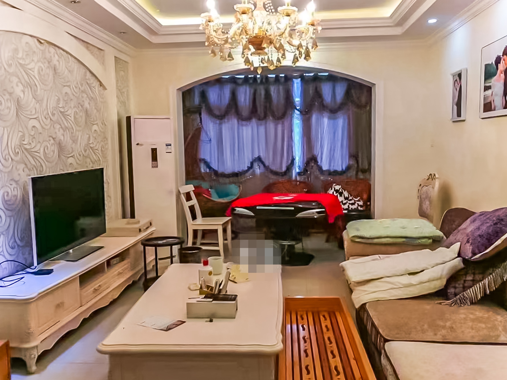 龙塘安置区(龙塘小区)  6室6厅6卫    379.5万 龙塘安置区(龙塘小区)  6室6厅6卫    379.5万室内图1