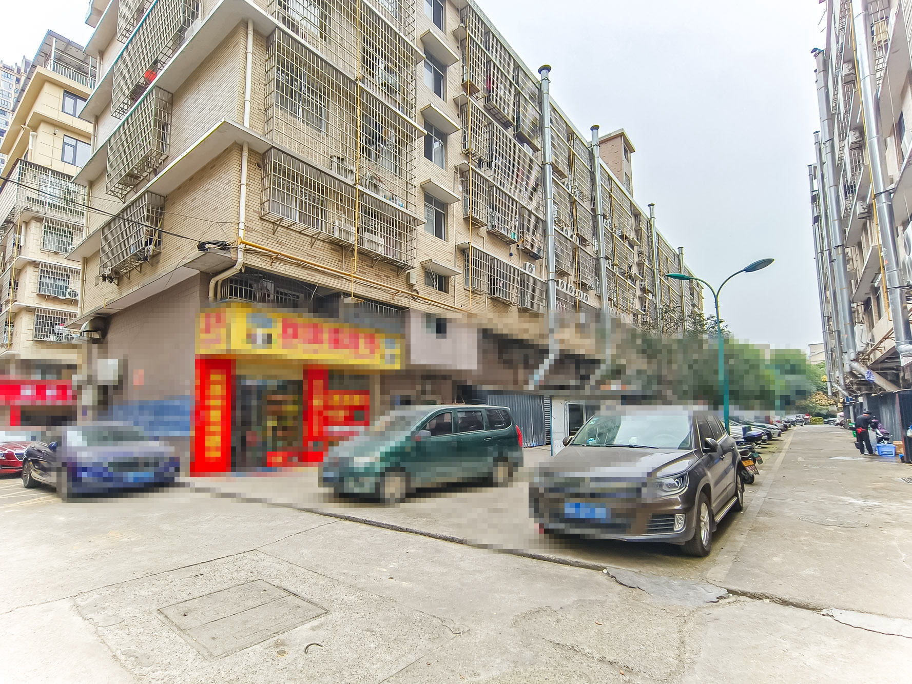 龙塘安置区(龙塘小区)  6室6厅6卫    379.5万 龙塘安置区(龙塘小区)  6室6厅6卫    379.5万其他