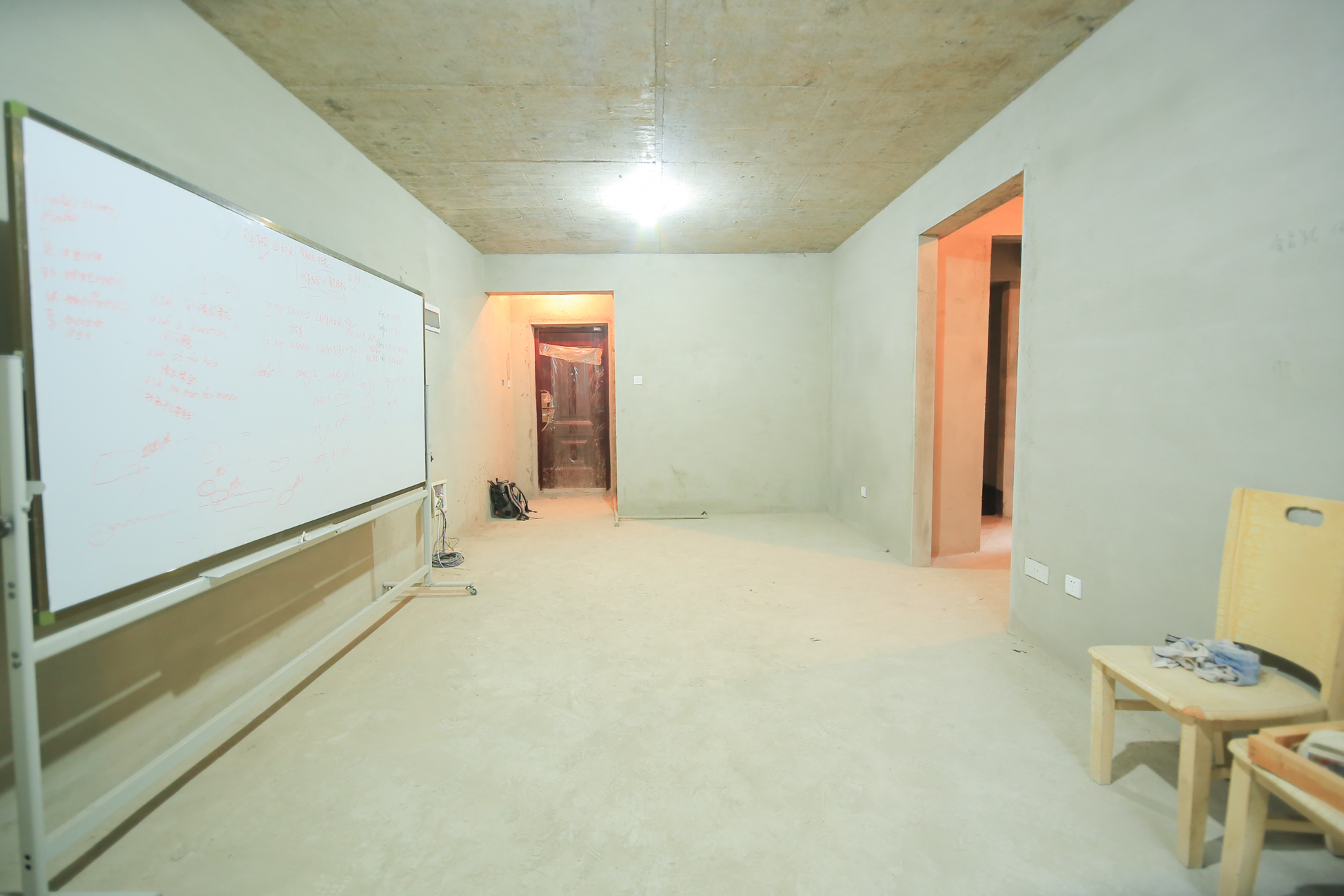 合能枫丹丽舍(柏悦名苑) 3室2厅2卫 80.0万 合能枫丹丽舍(柏悦名苑) 3室2厅2卫 80.0万客厅