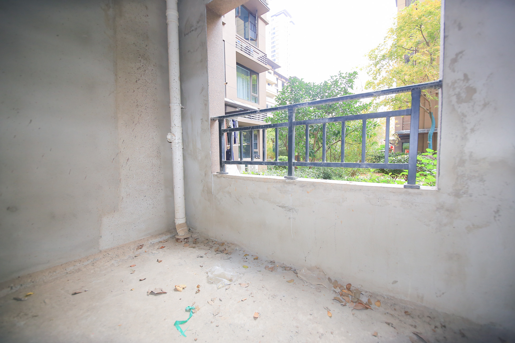 合能枫丹丽舍(柏悦名苑) 3室2厅2卫 80.0万 合能枫丹丽舍(柏悦名苑) 3室2厅2卫 80.0万阳台