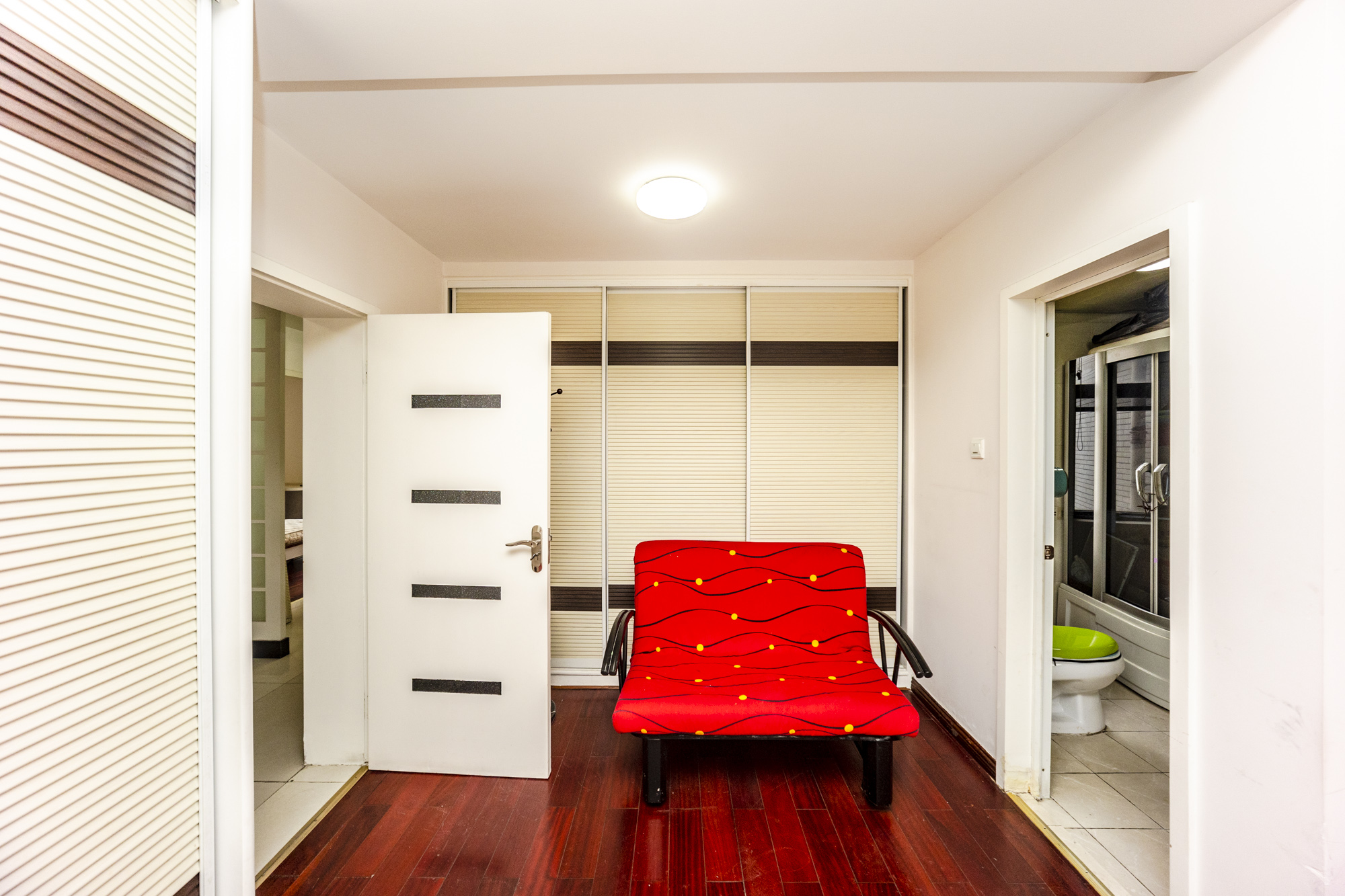 华菱蓝调国际（华菱.香墅美地）  3室2厅1卫    109.8万卧室