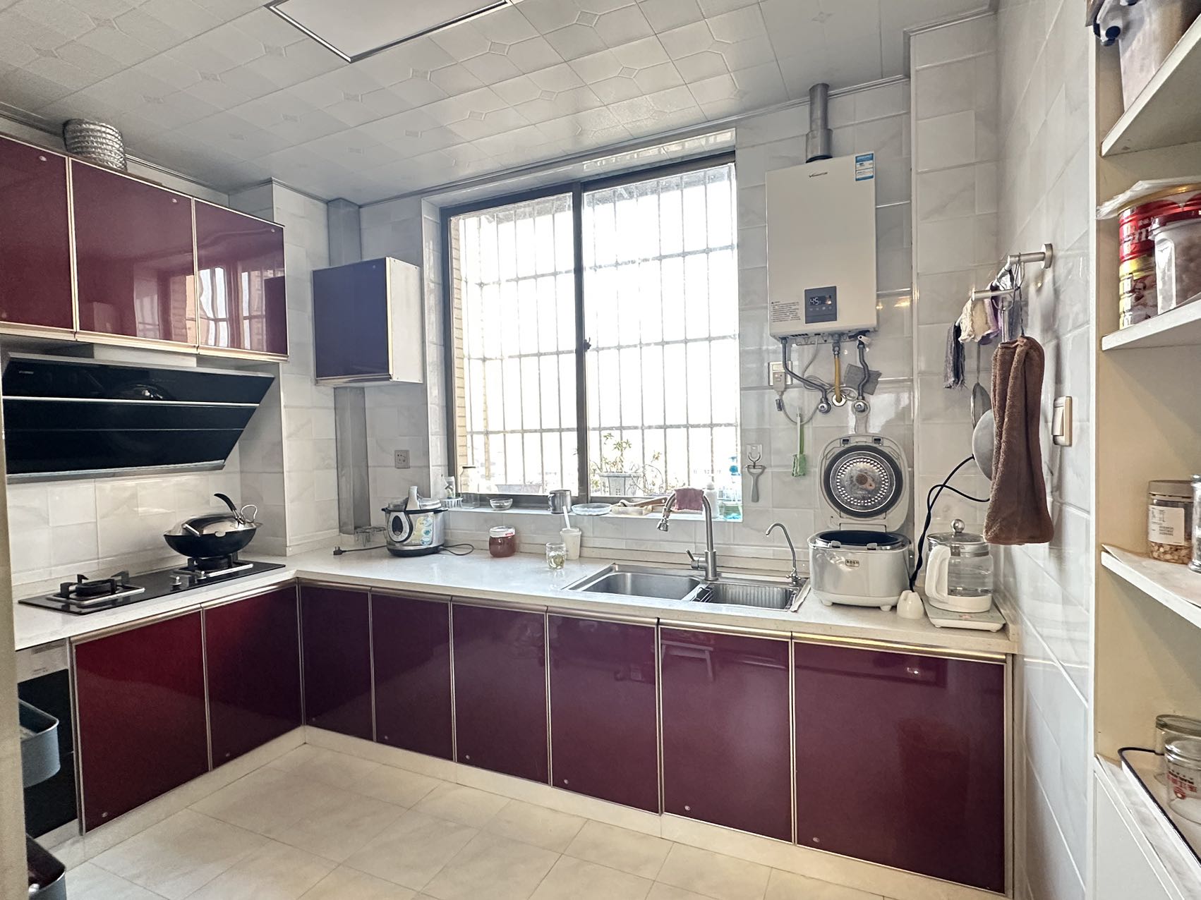 蓝盾景园一期 4室2厅2卫 79.0万 蓝盾景园一期 4室2厅2卫 79.0万室内图