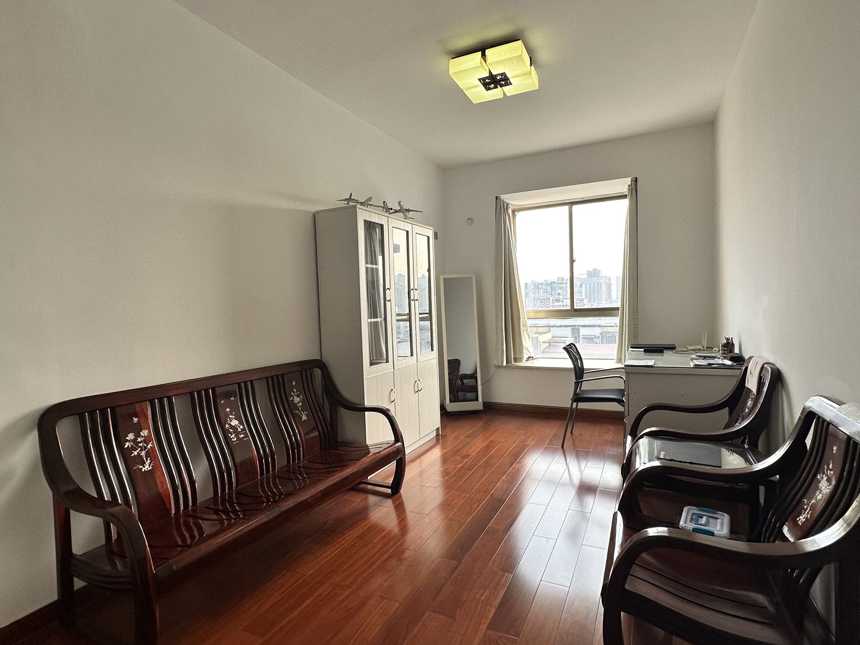 蓝盾景园一期 4室2厅2卫 79.0万 蓝盾景园一期 4室2厅2卫 79.0万室内图