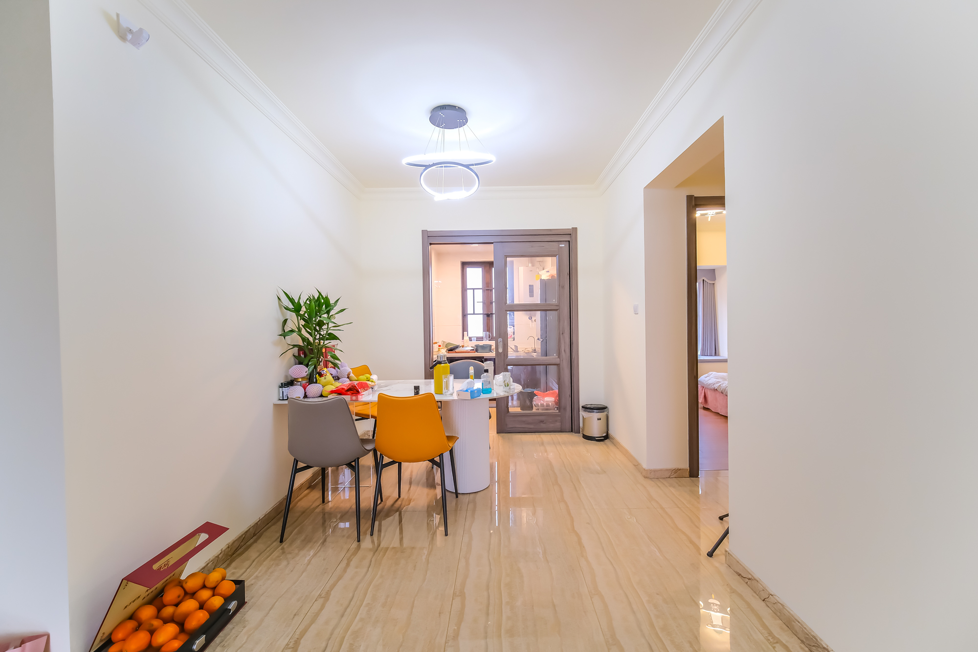 碧桂园翘楚棠  3室2厅2卫    120.0万客厅