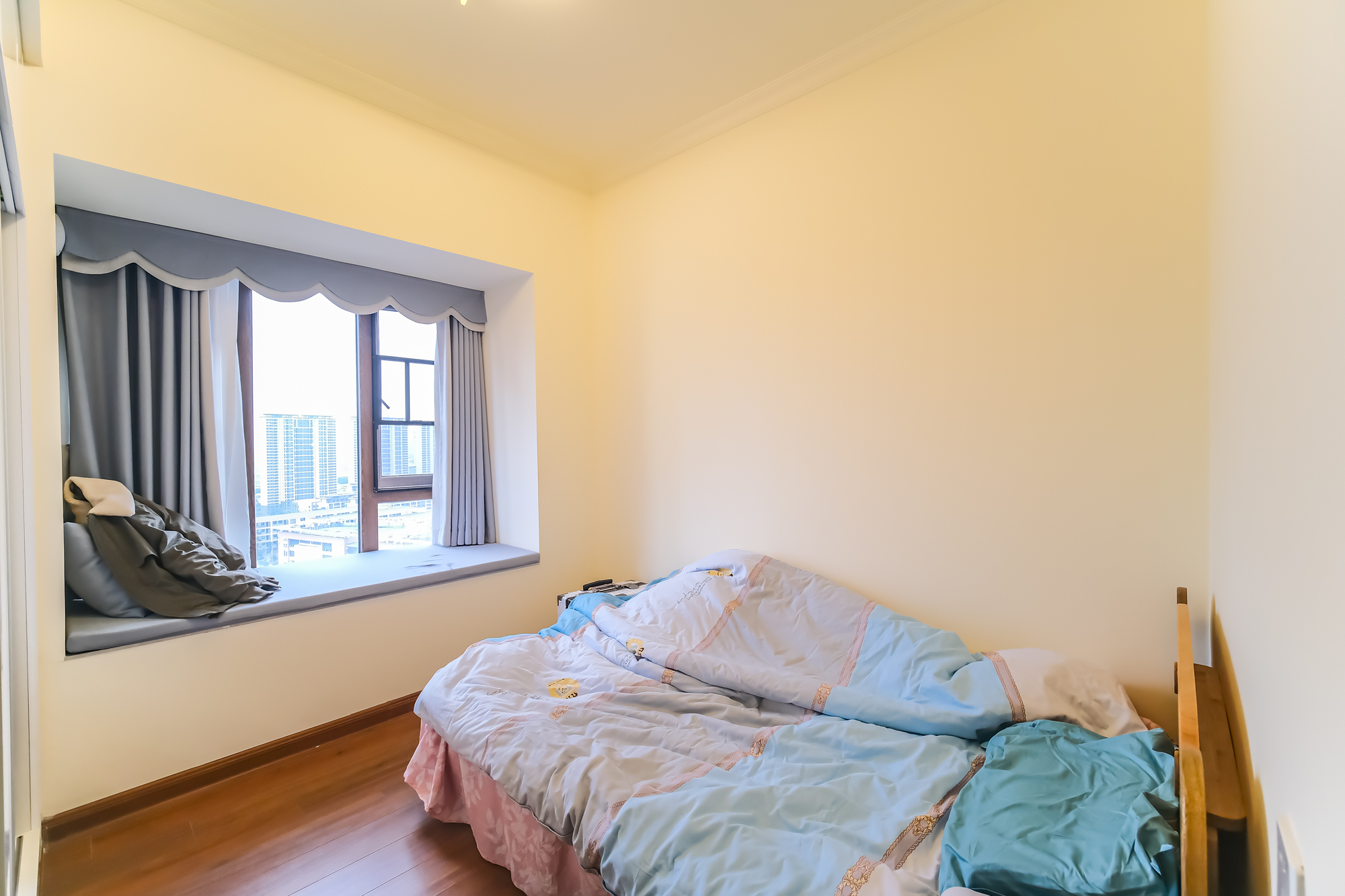 碧桂园翘楚棠  3室2厅2卫    120.0万卧室