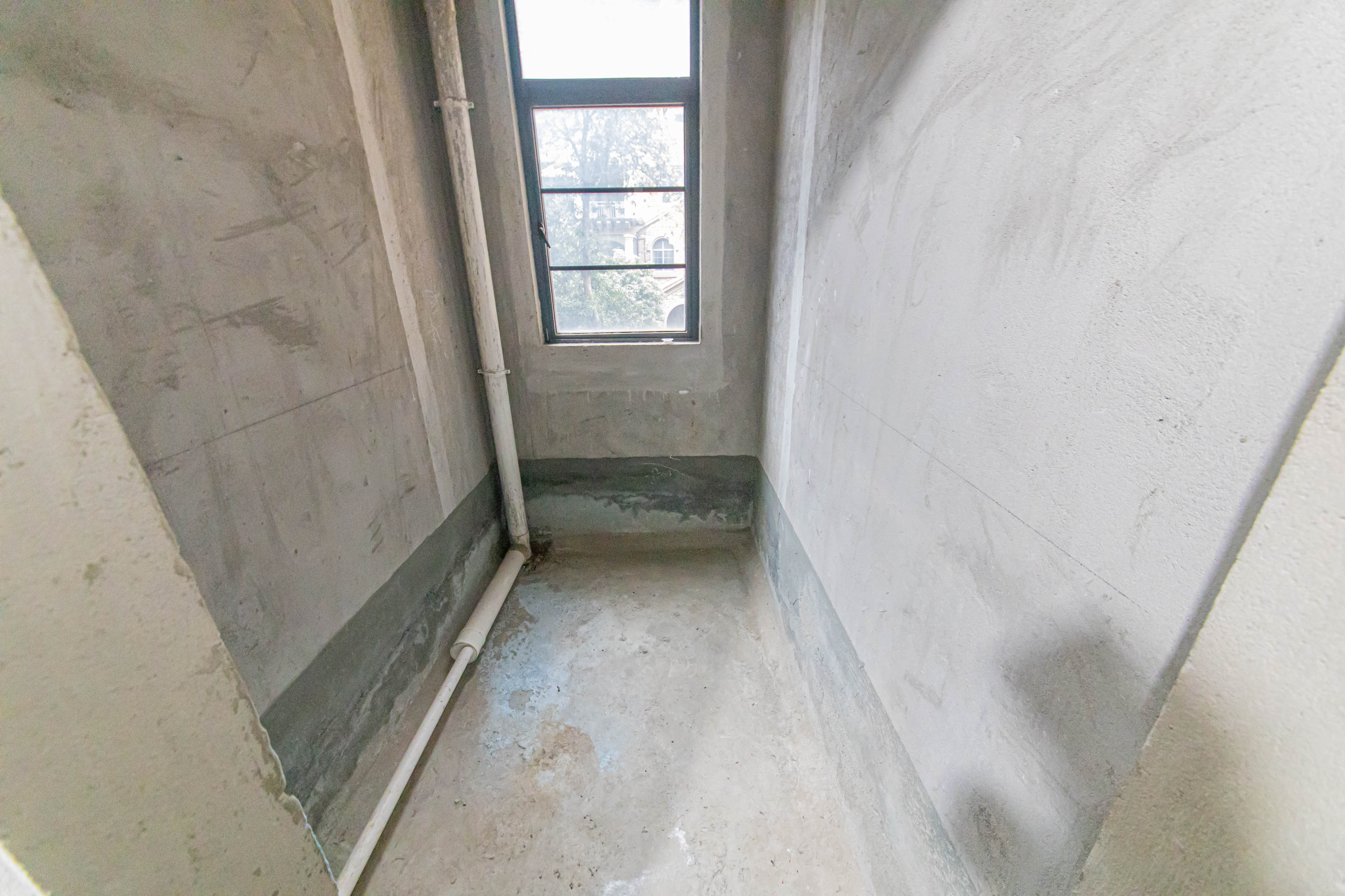 中建芙蓉和苑  4室2厅1卫   368.00万卫生间