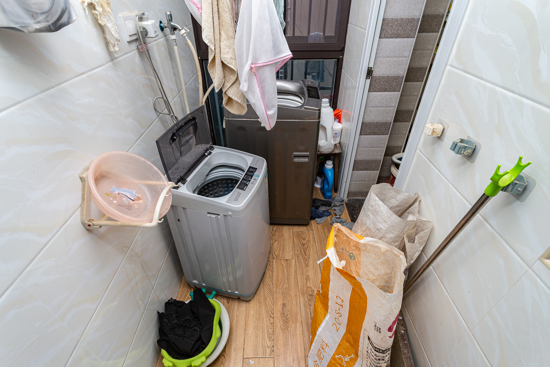 星月绿洲  2室2厅1卫    86.0万 星月绿洲  2室2厅1卫    86.0万阳台