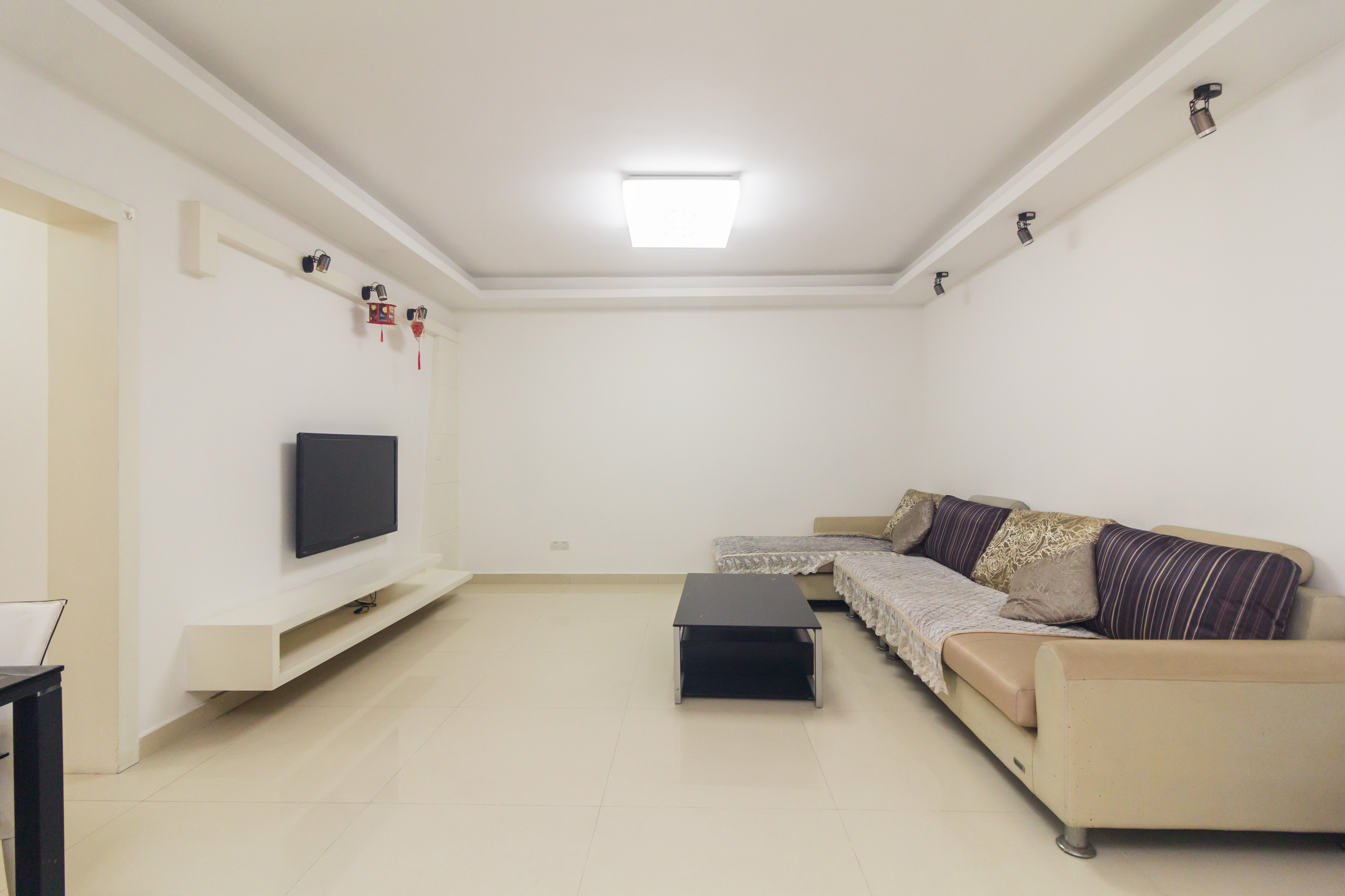 明天一城  2室2厅1卫    42.8万 明天一城  2室2厅1卫    42.8万客厅