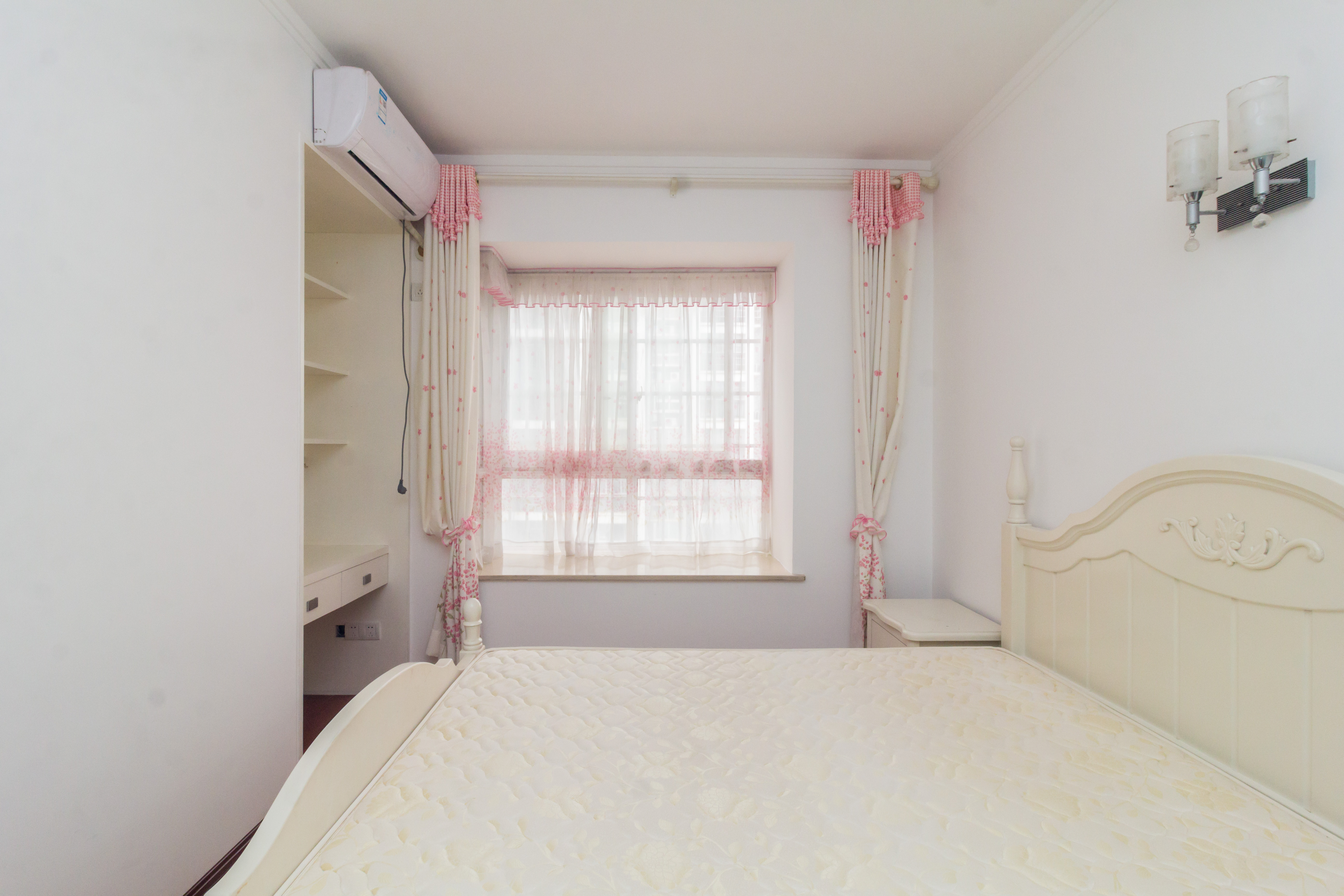 明天一城  2室2厅1卫    42.8万 明天一城  2室2厅1卫    42.8万卧室