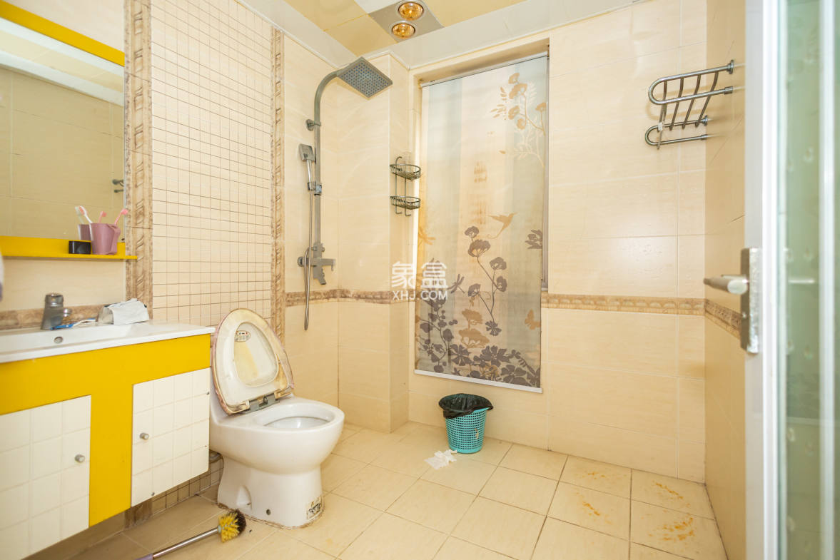 筑梦园 3室2厅1卫 85.8万 筑梦园 3室2厅1卫 85.8万卫生间