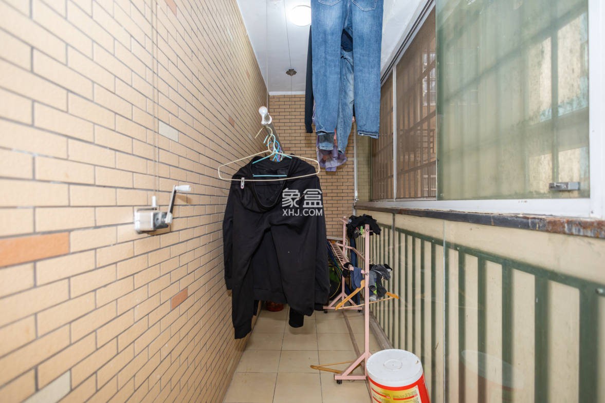 筑梦园 3室2厅1卫 85.8万 筑梦园 3室2厅1卫 85.8万阳台