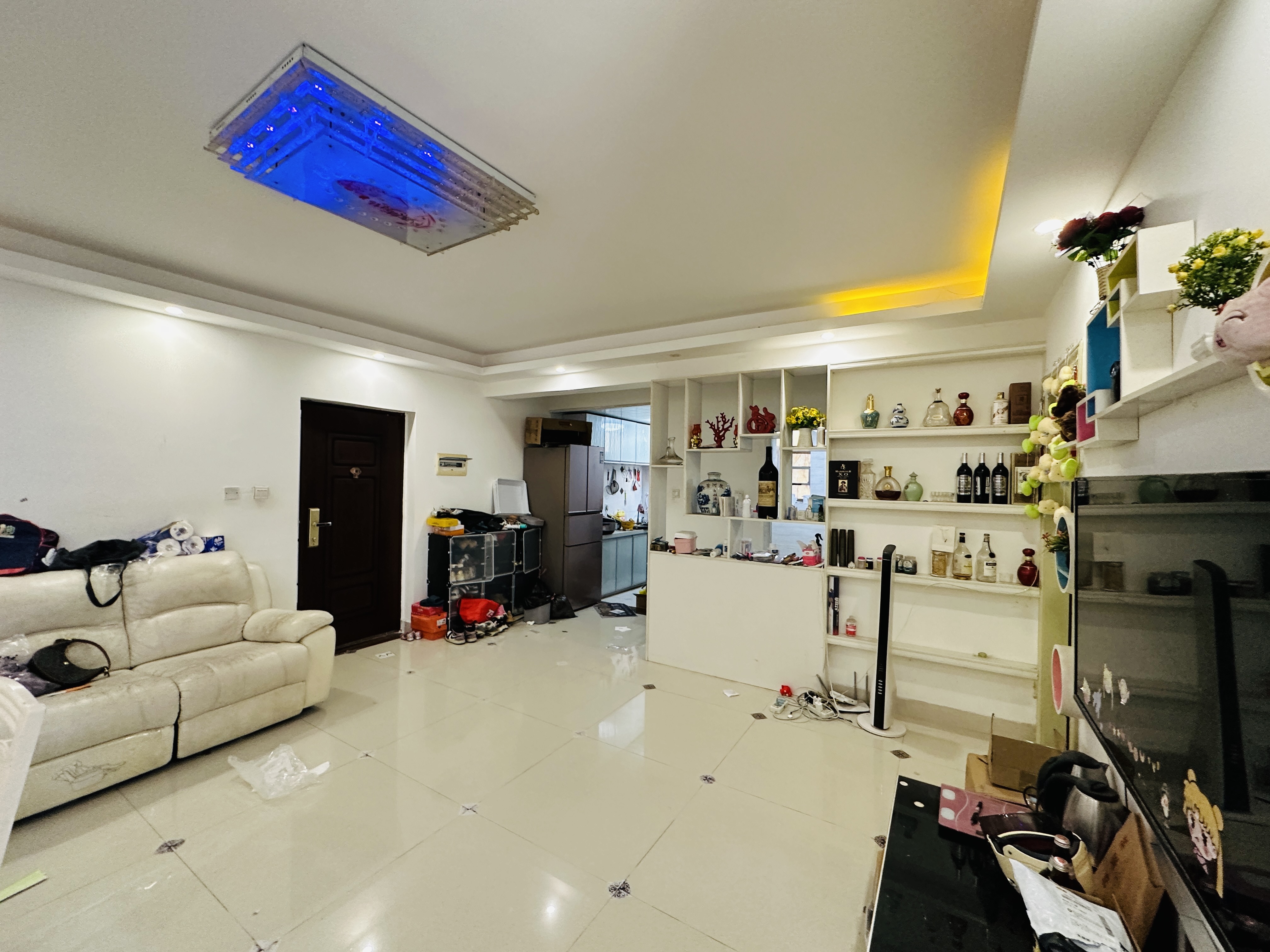 晋联大厦 3室2厅1卫 85.0万 晋联大厦 3室2厅1卫 85.0万客厅