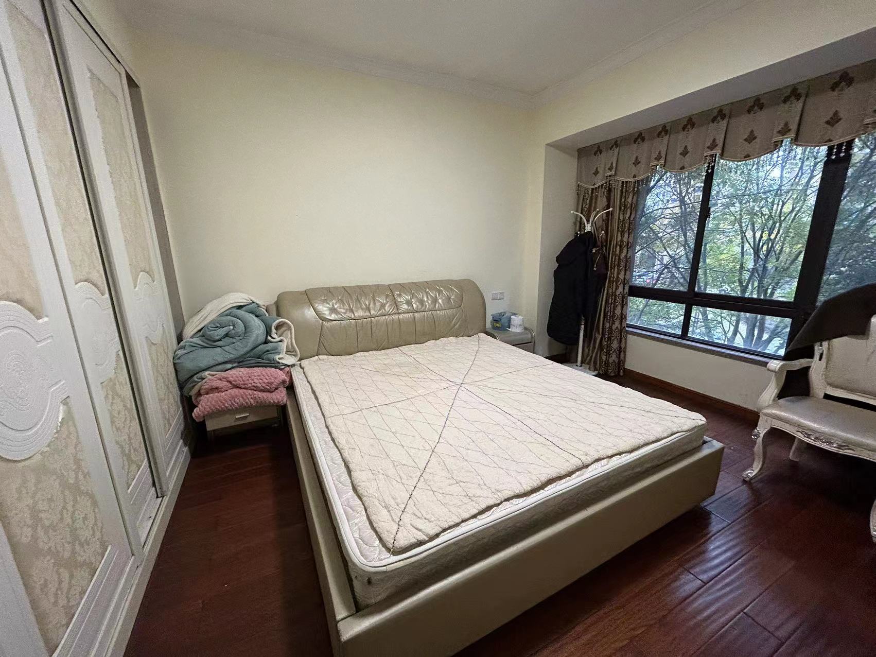 佳兆业金域天下二期 4室2厅2卫 85.0万 佳兆业金域天下二期 4室2厅2卫 85.0万室内图