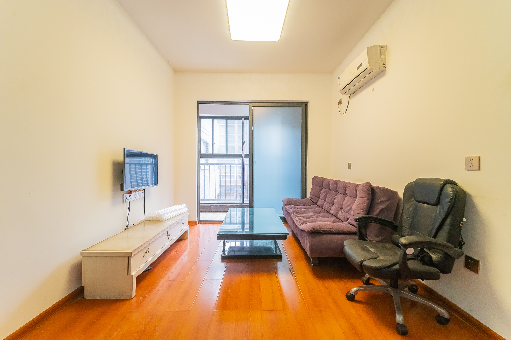 深业喜汇  2室2厅1卫    55.0万客厅