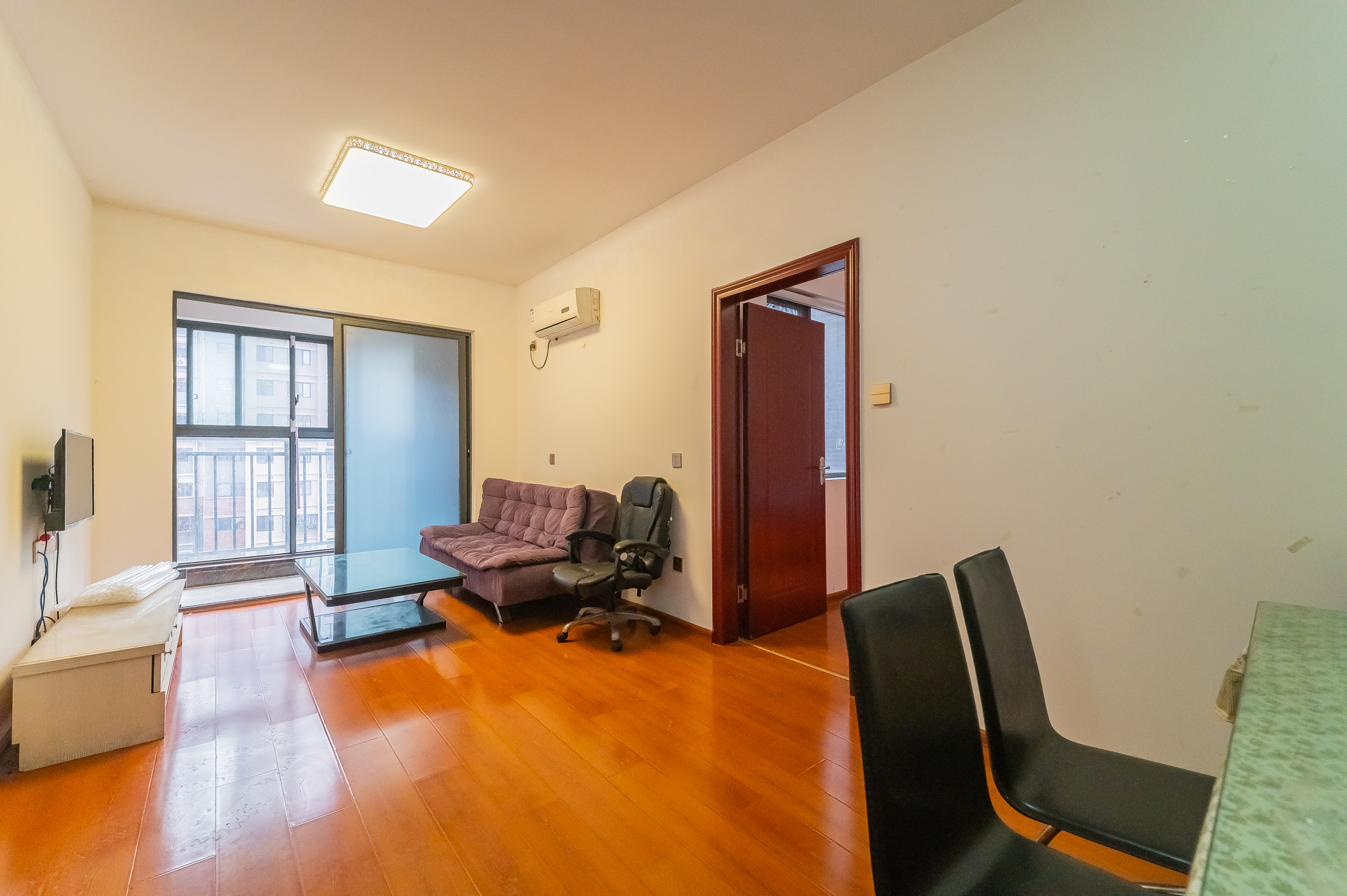 深业喜汇  2室2厅1卫    55.0万客厅