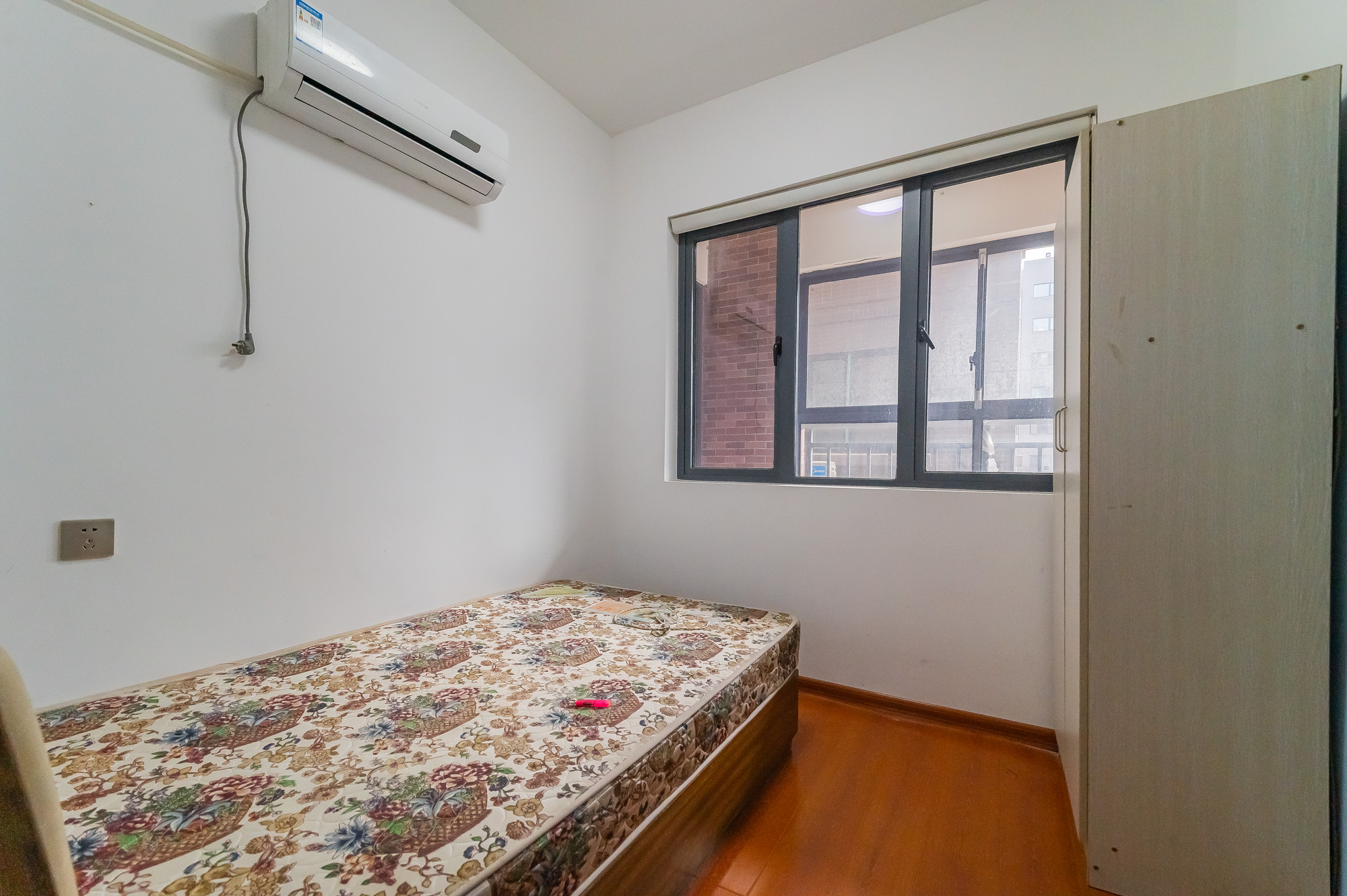 深业喜汇  2室2厅1卫    55.0万卧室