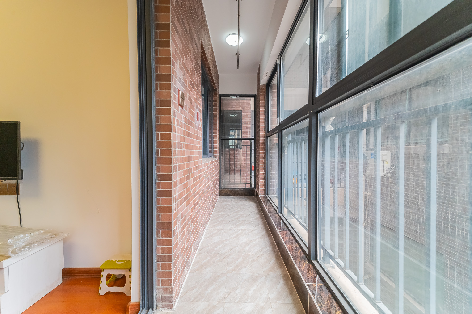 深业喜汇  2室2厅1卫    55.0万阳台