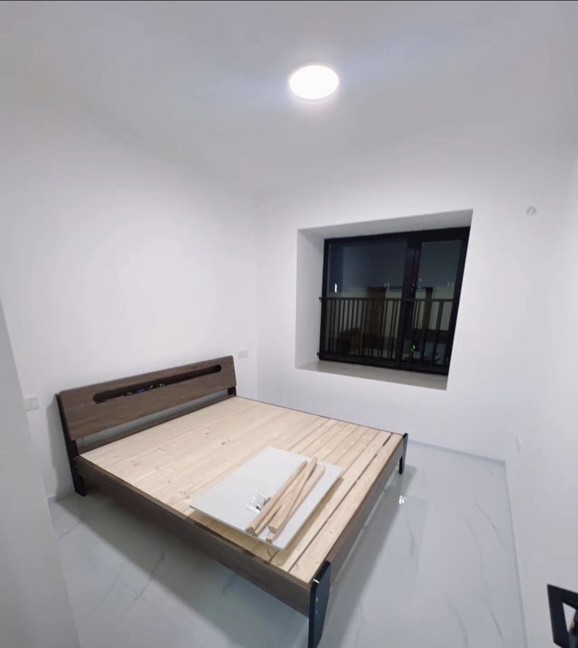 远大生态风景  2室1厅1卫   2500.00元/月室内图