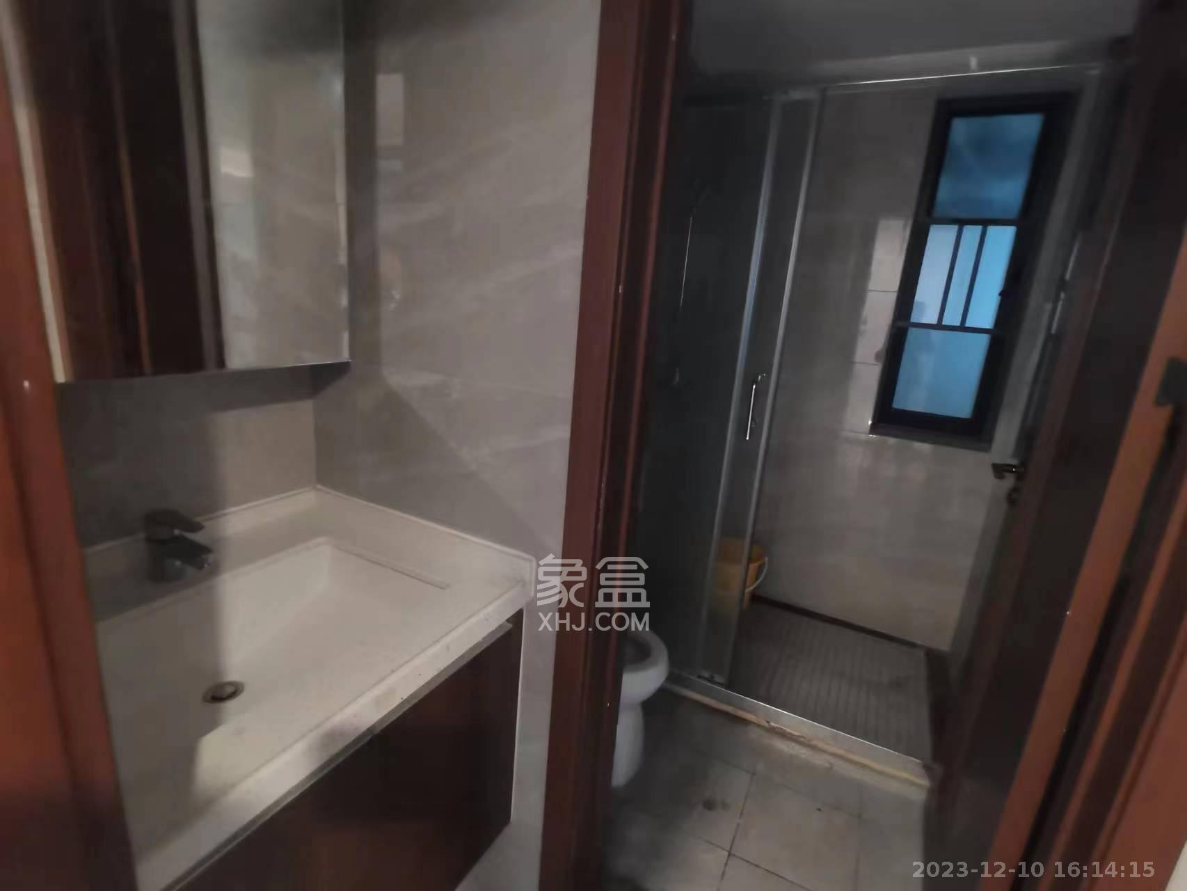 绿地长沙城际空间站（绿地新里佳苑）  3室2厅2卫    3200.0元/月室内图