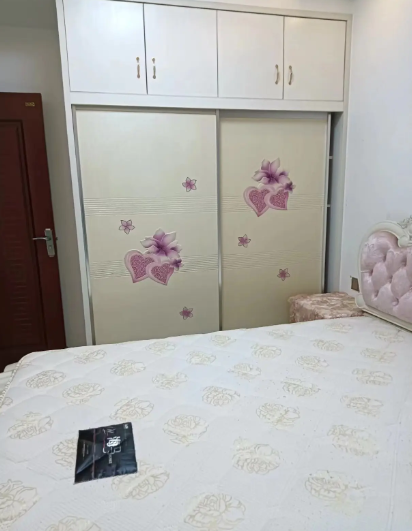 东成樽品首尔  2室1厅2卫   2300.00元/月室内图