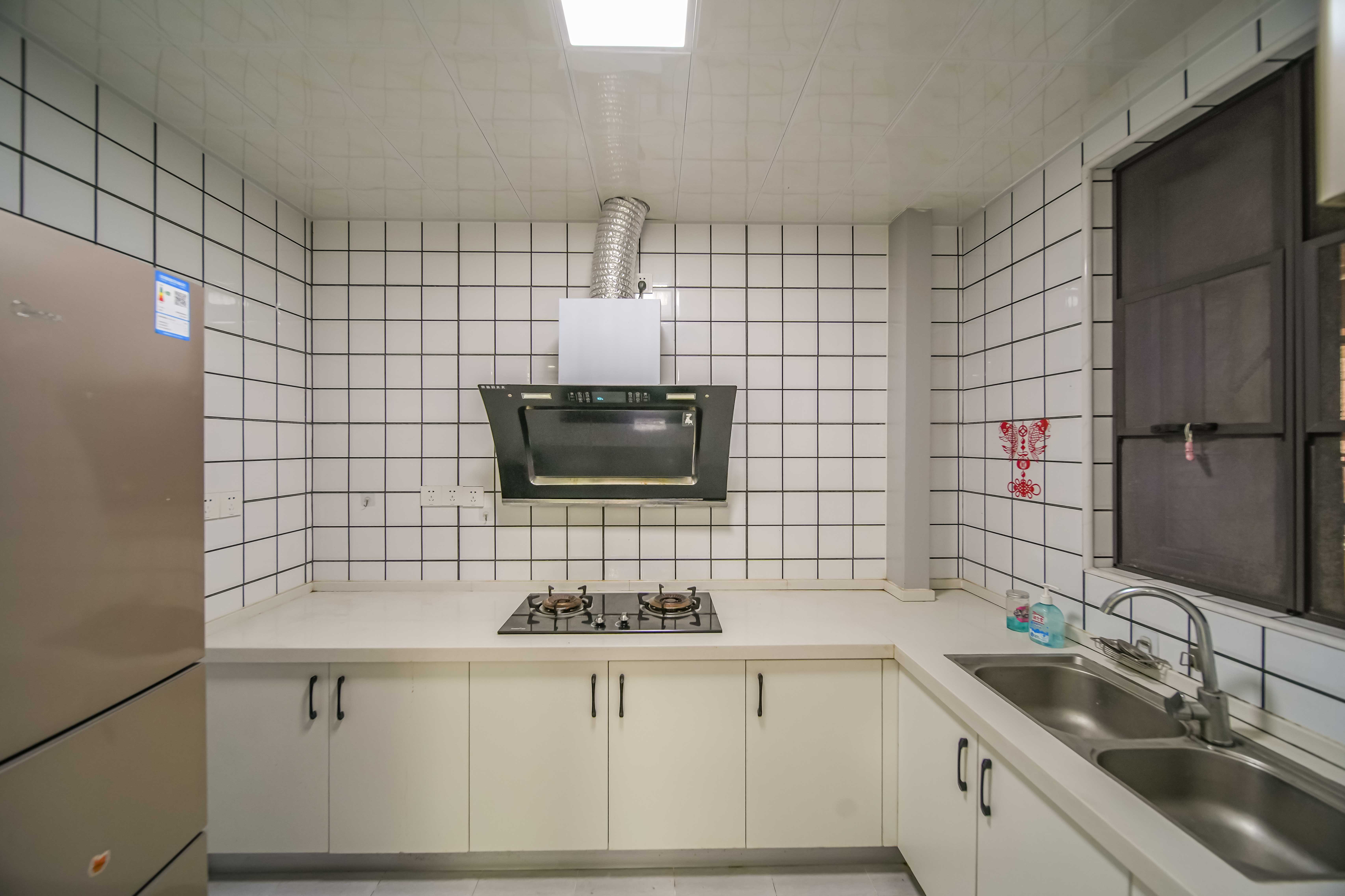 蓝光雍锦半岛 3室2厅1卫 85.0万 蓝光雍锦半岛 3室2厅1卫 85.0万厨房