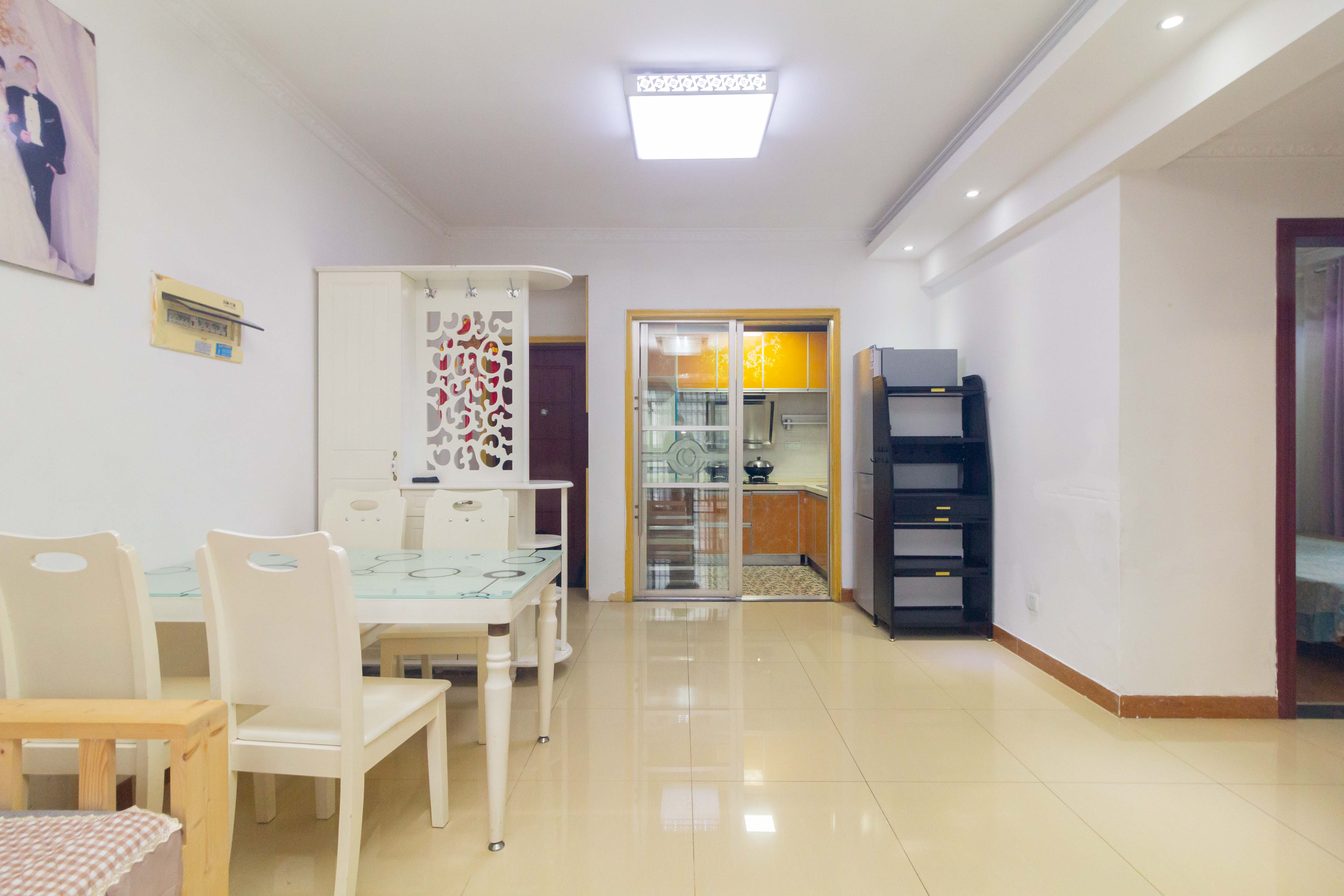 高林仕家 2室2厅1卫 50.0万 高林仕家 2室2厅1卫 50.0万客厅