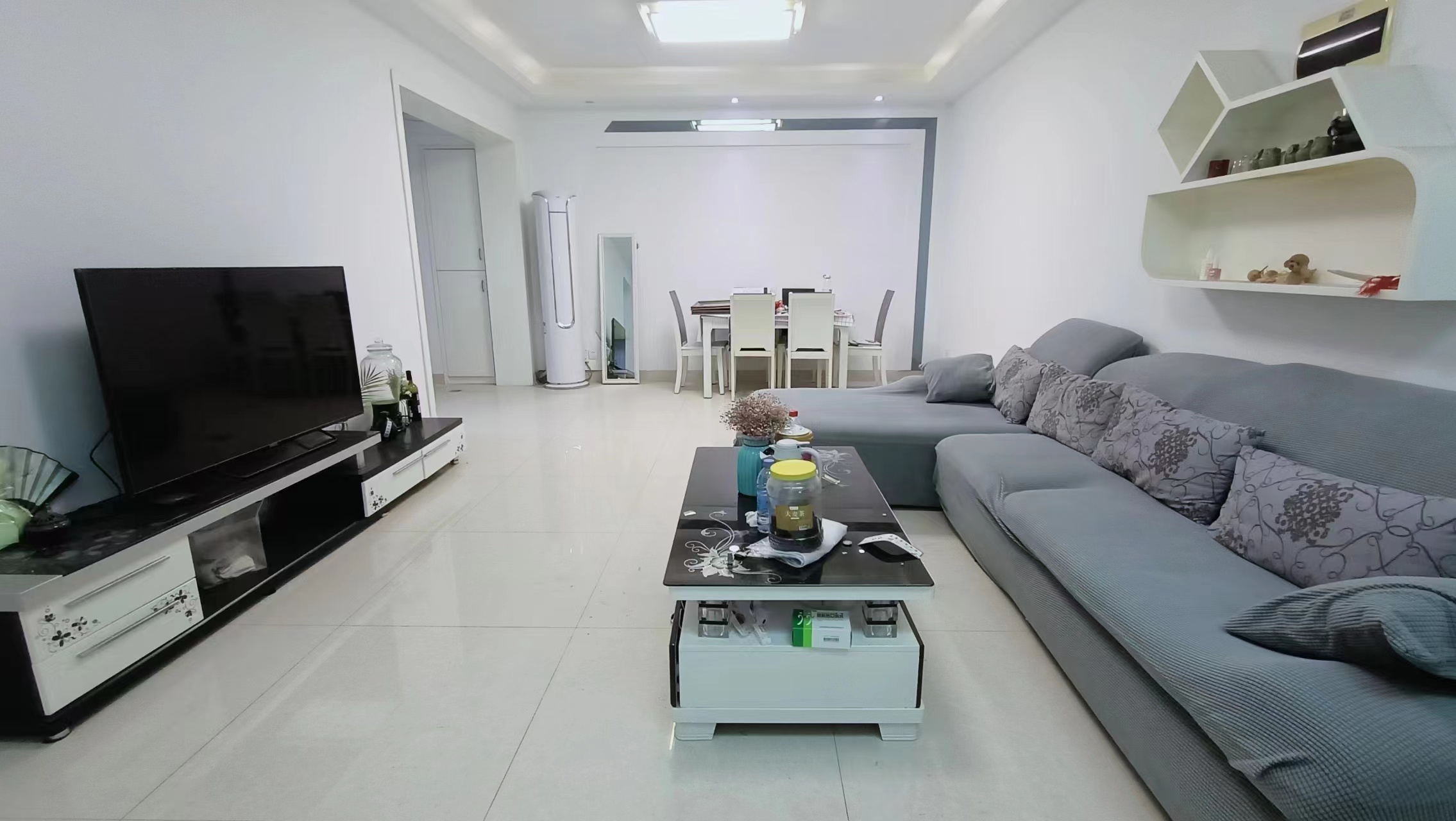 金色荷塘 2室2厅1卫 41.0万 金色荷塘 2室2厅1卫 41.0万室内图