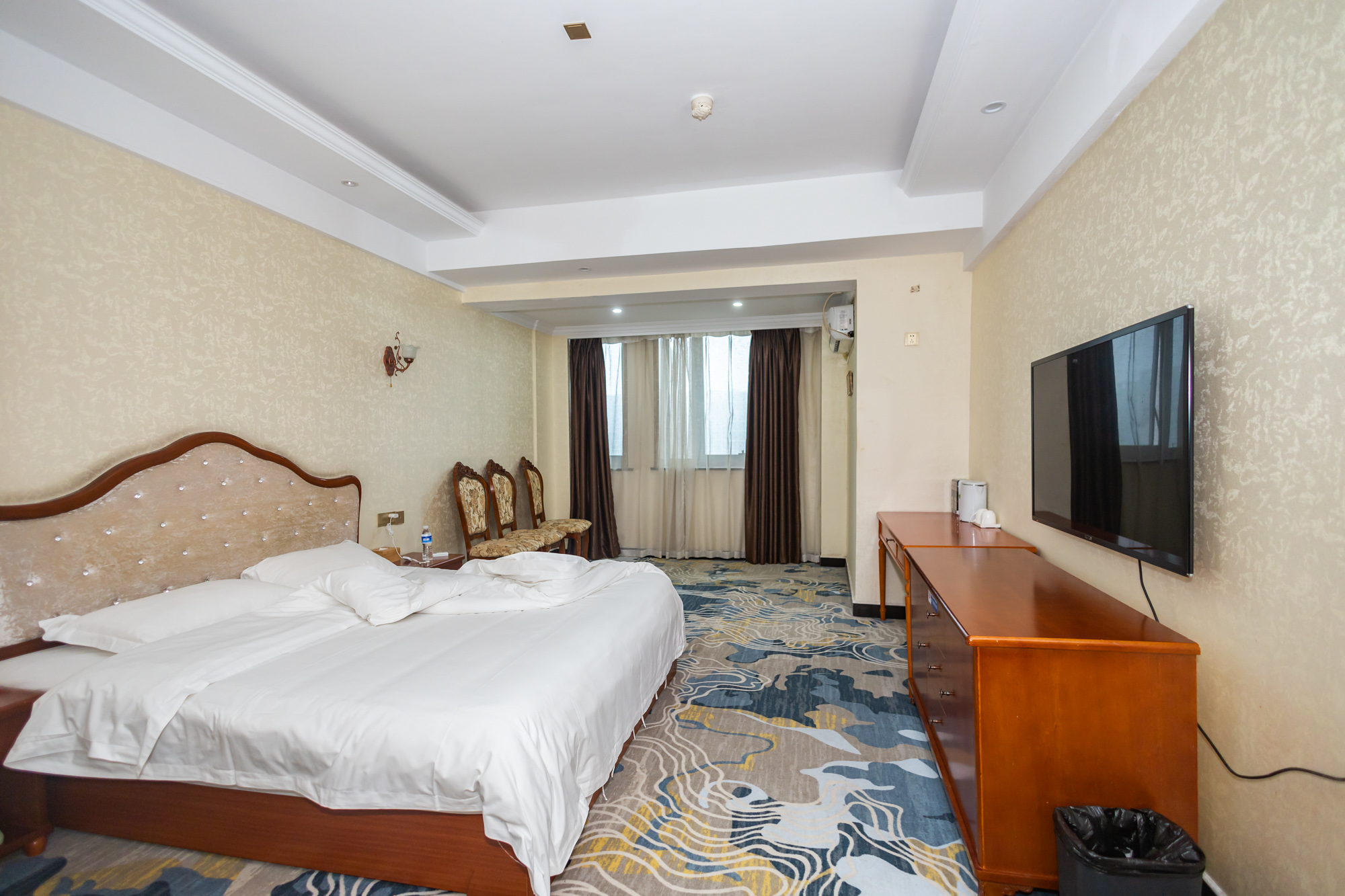 未来漫城 1室1厅1卫 35.0万 未来漫城 1室1厅1卫 35.0万客厅