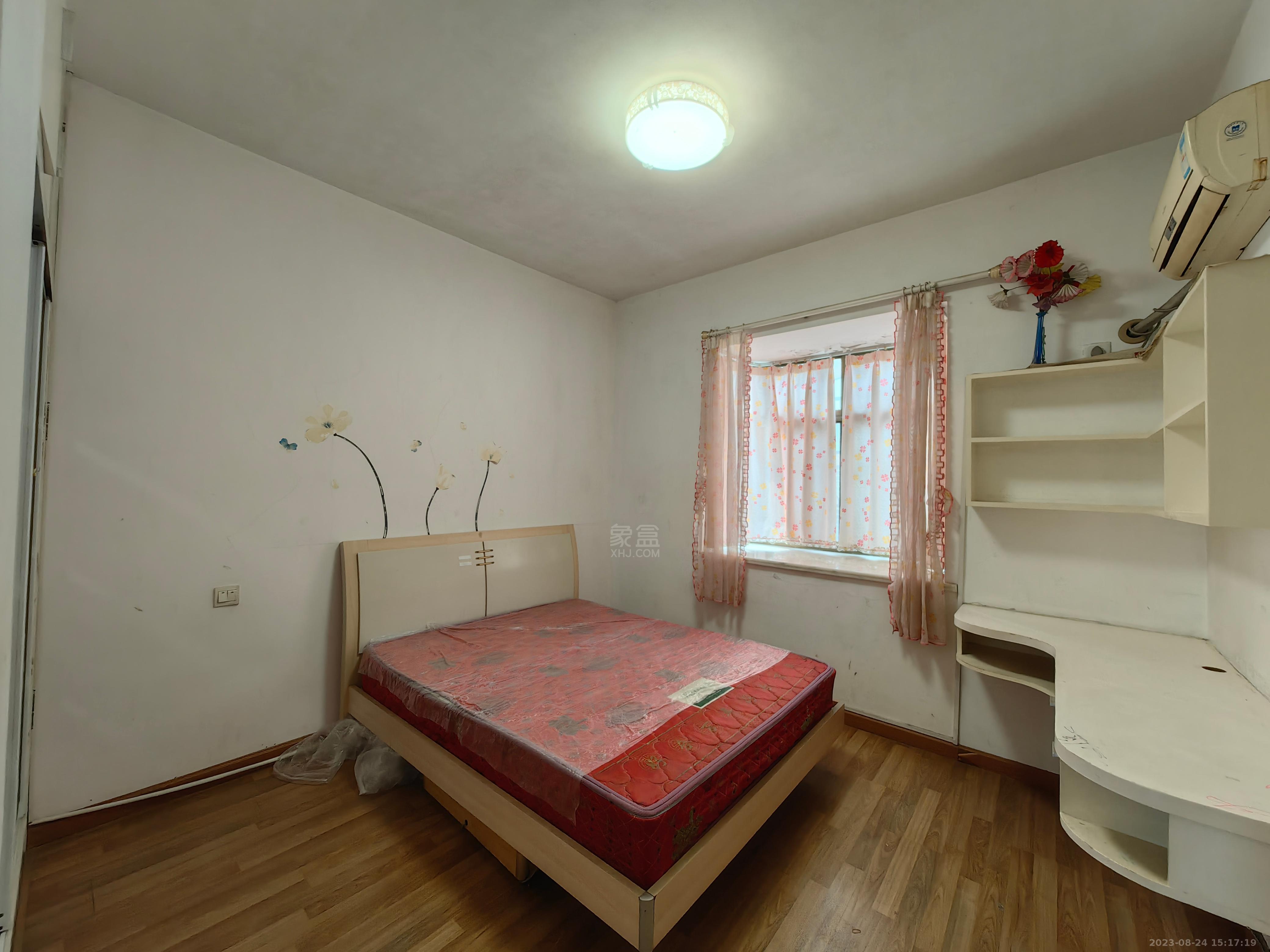 楚天花园 3室2厅2卫 60.0万 楚天花园 3室2厅2卫 60.0万室内图