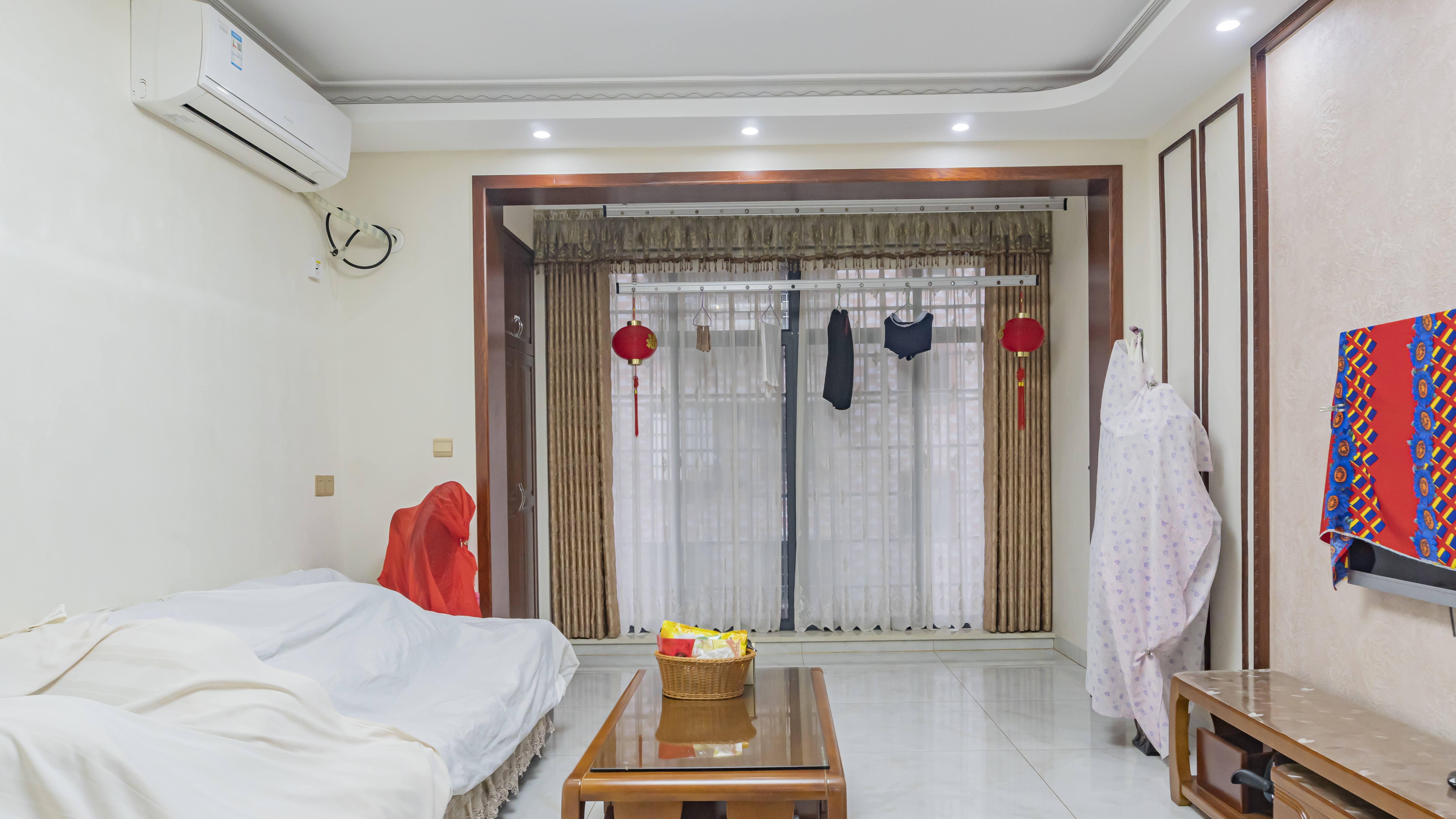 金色桃源 3室2厅2卫 58.8万 金色桃源 3室2厅2卫 58.8万客厅