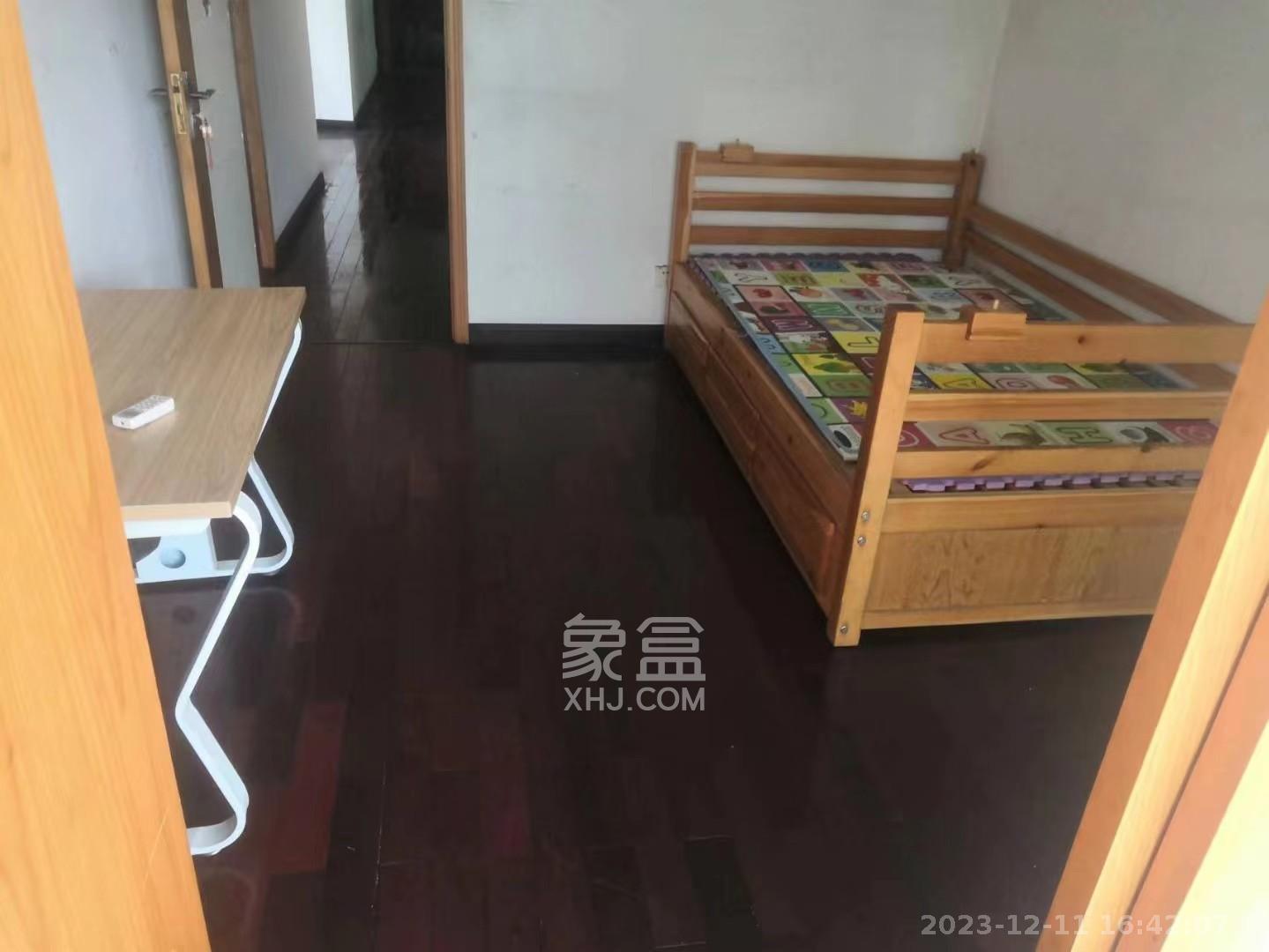 省建苑小区  3室2厅2卫   2800.00元/月室内图1