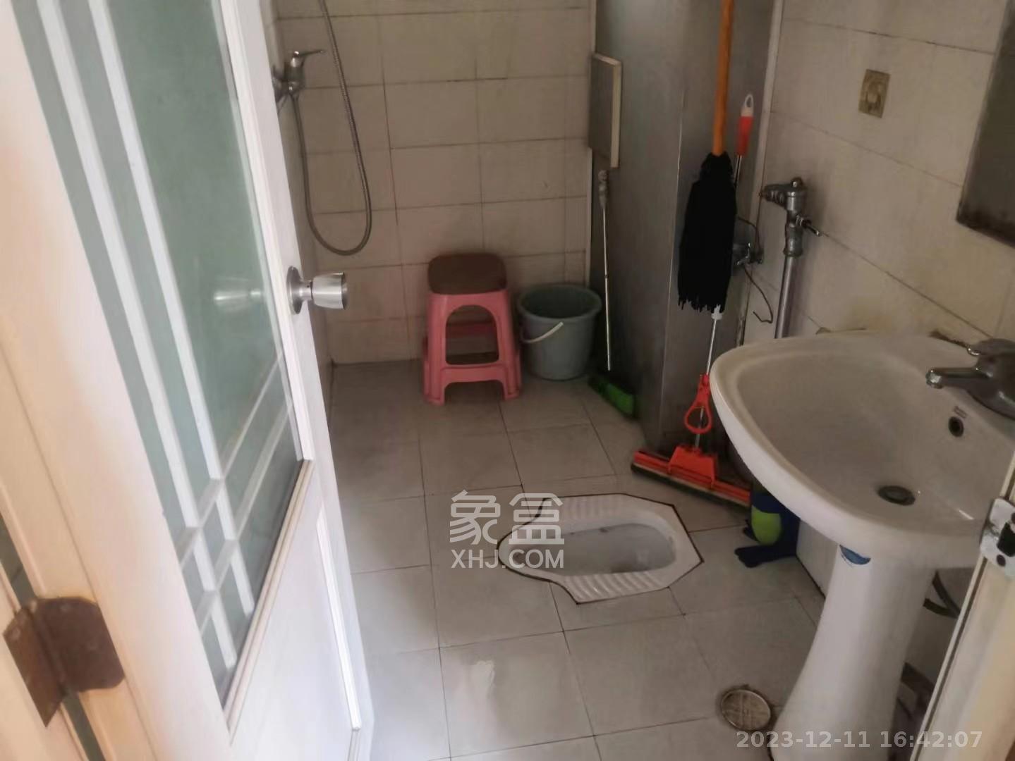 省建苑小区  3室2厅2卫   2800.00元/月室内图
