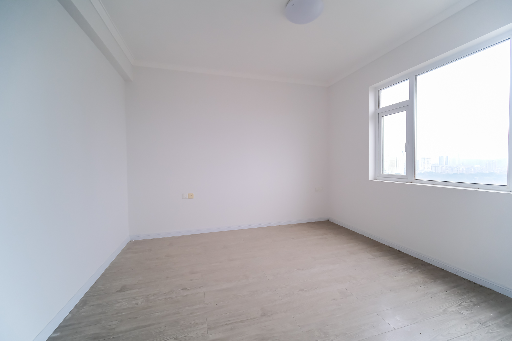 三一街区 3室2厅2卫 62.8万 三一街区 3室2厅2卫 62.8万卧室