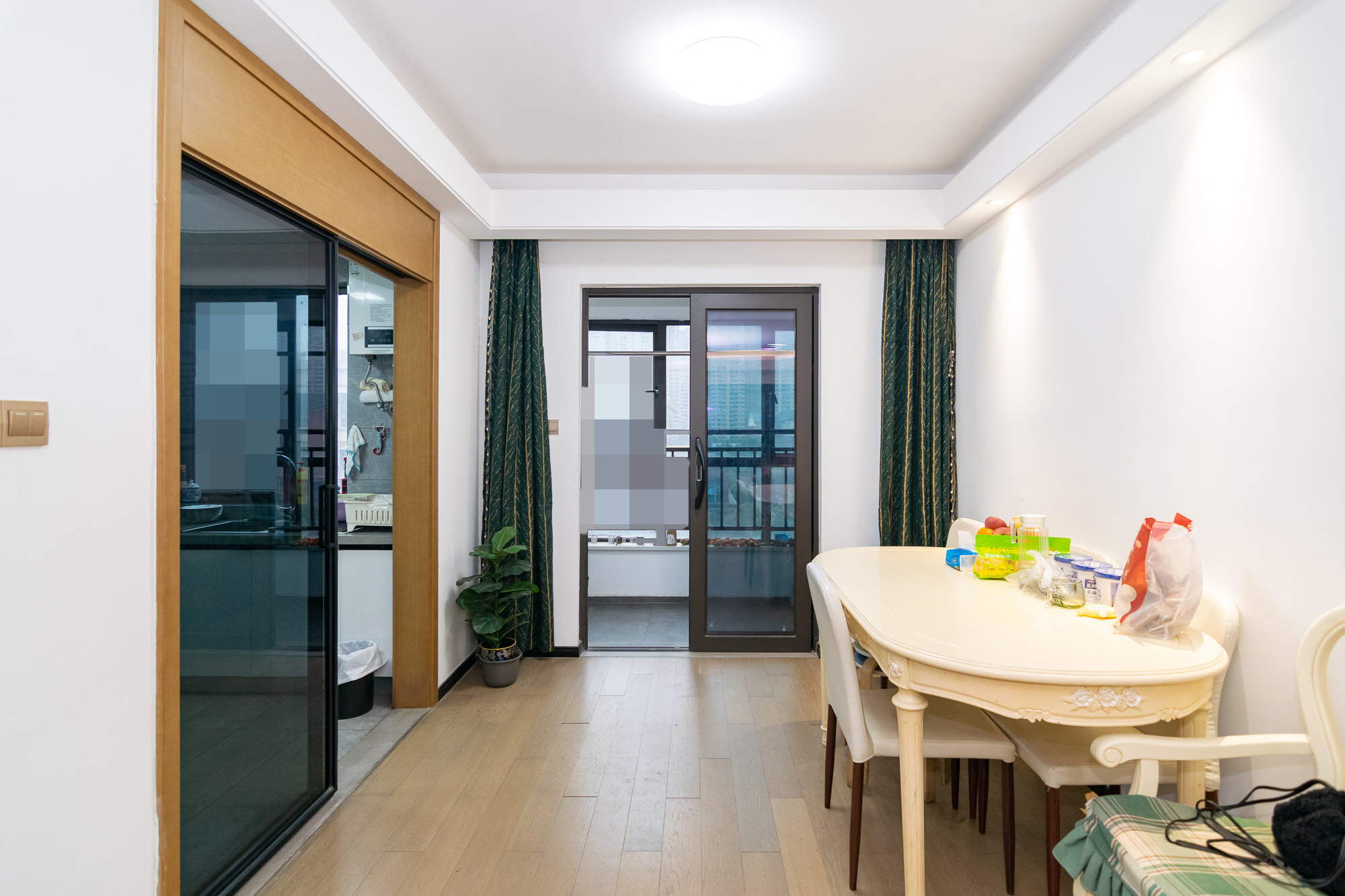 润和美郡(润和紫郡五期) 5室2厅2卫 119.8万 润和美郡(润和紫郡五期) 5室2厅2卫 119.8万其他