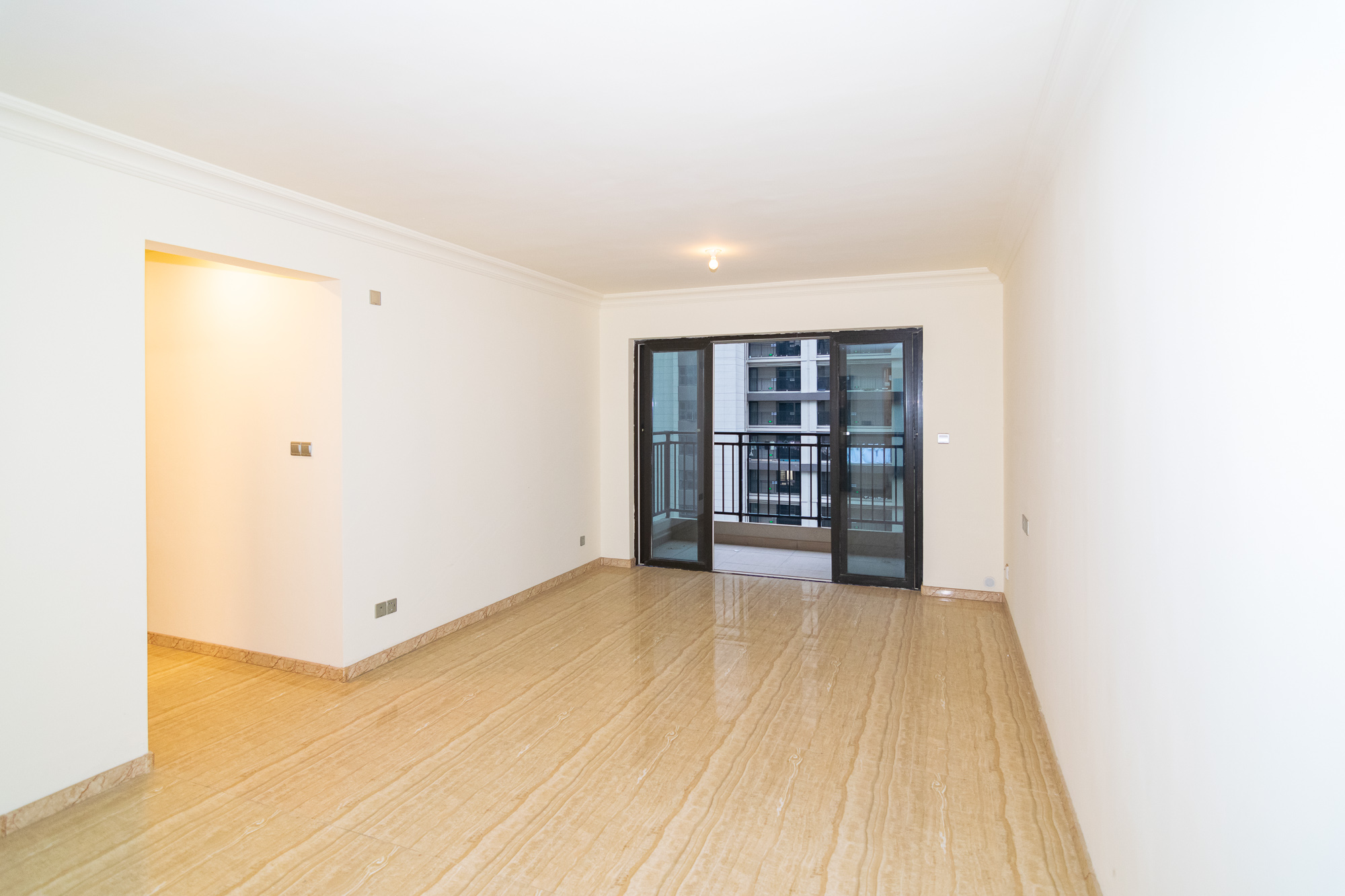 碧桂园培文府锦园  3室2厅2卫    89.0万 碧桂园培文府锦园  3室2厅2卫    89.0万客厅