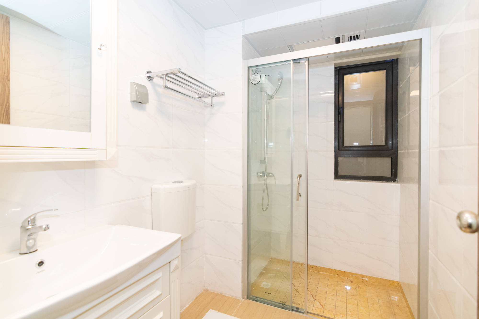 碧桂园培文府锦园  3室2厅2卫    89.0万 碧桂园培文府锦园  3室2厅2卫    89.0万卫生间